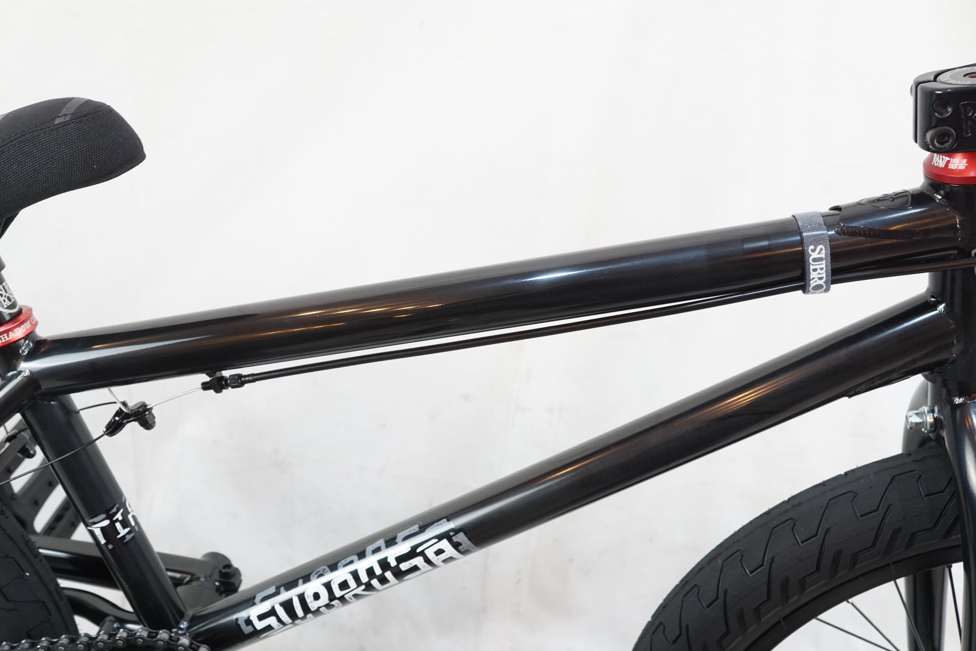 SUBROSA 「サブローサ」 TIRO 2024年モデル 20インチ BMX / バイチャリ浦和ベース