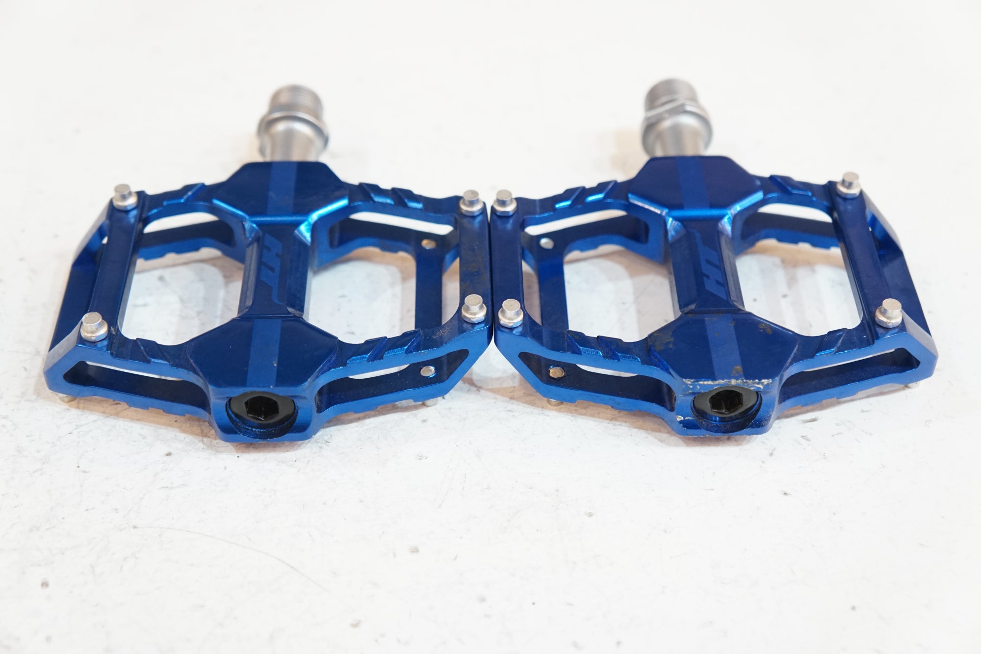 HT 「エイチティー」 AR06 ペダル / バイチャリ浦和ベース