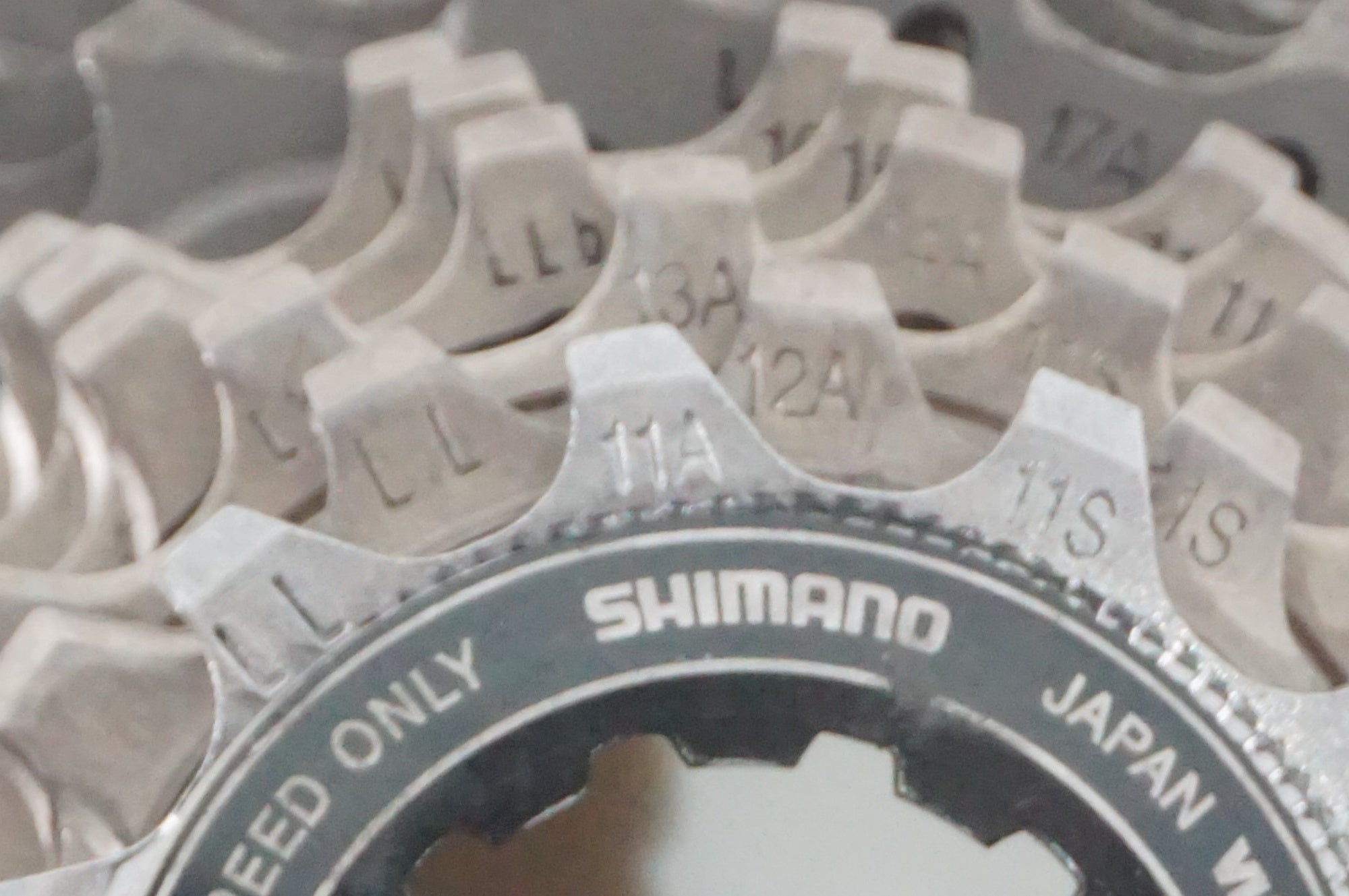 SHIMANO 「シマノ」 DURA-ACE CS-9000 11-23T スプロケット