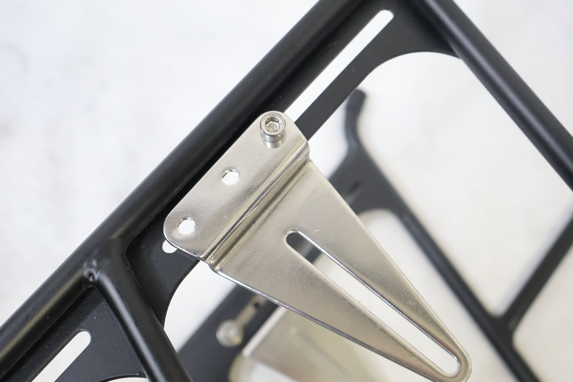 SURLY 「サーリー」 NICE RACK FRONT BLACK フロントキャリア / 高知店
