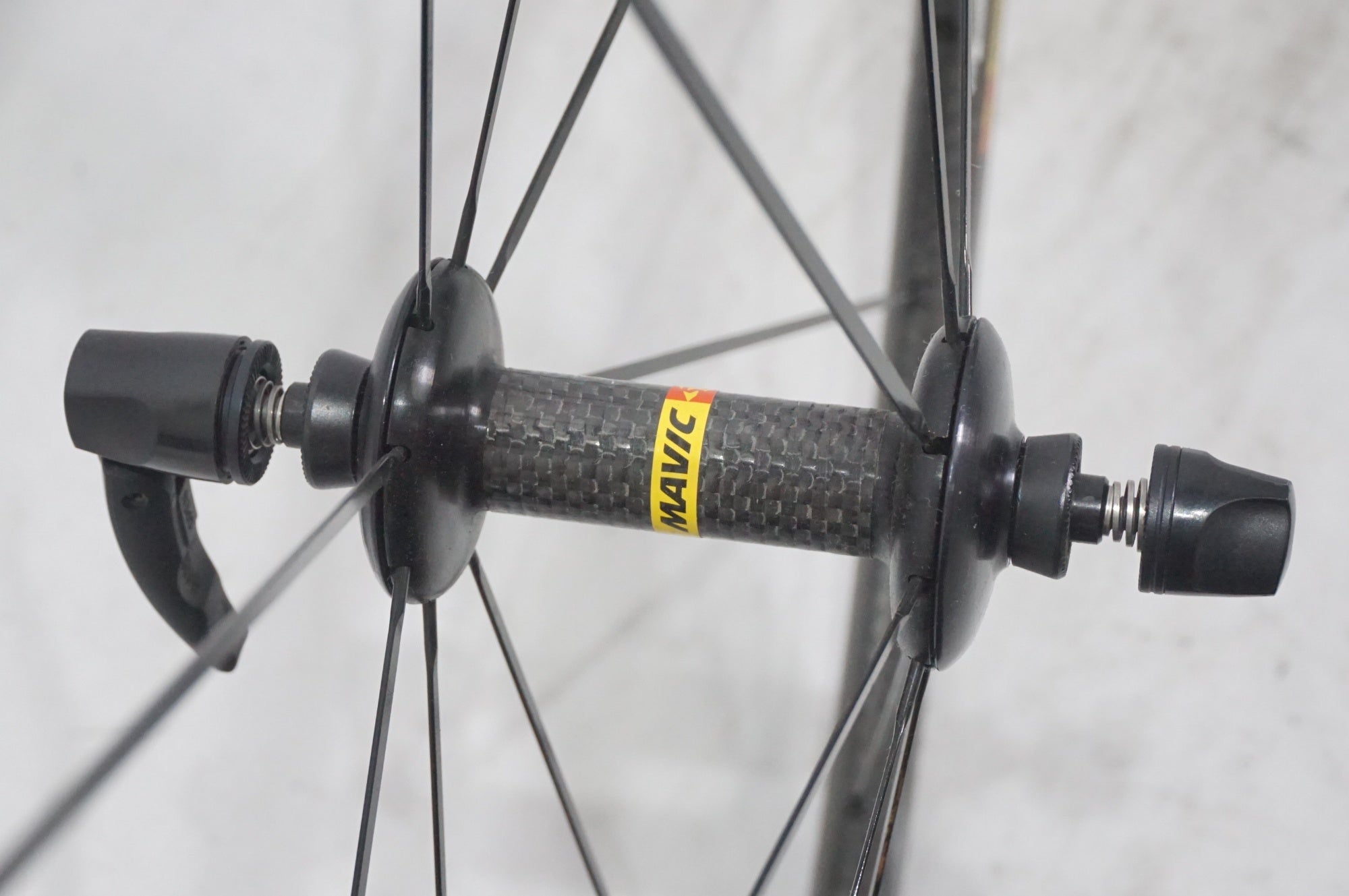 MAVIC 「マヴィック」 COSMIC CARBONE 40 C シマノ11S ホイールセット / AKIBA店