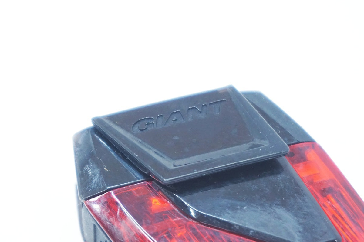 GIANT 「ジャイアント」 リアライト / 大阪美原北インター店