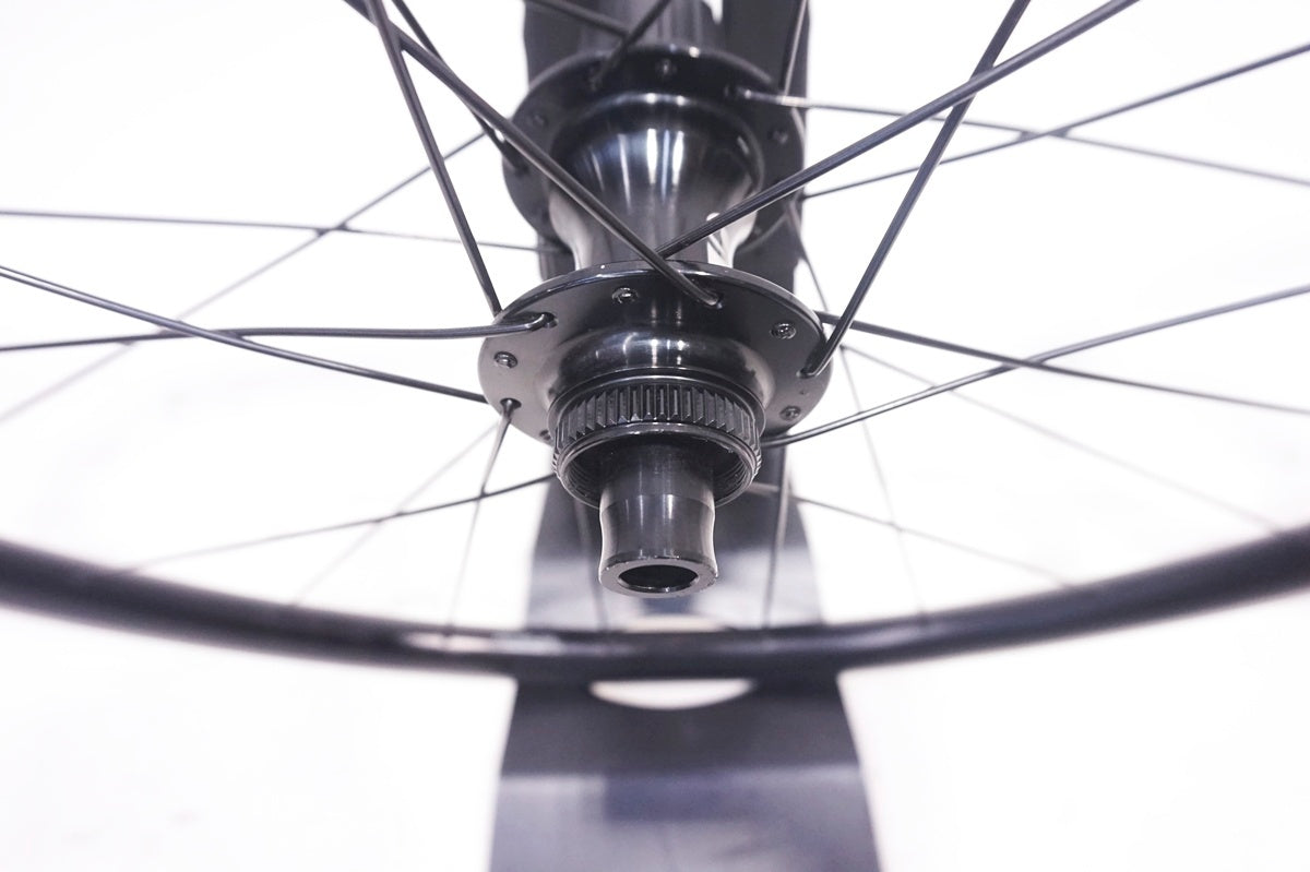 BONTRAGER 「ボントレガー」 AFFINITY TLR DISC SHIMANO 11s ホイール