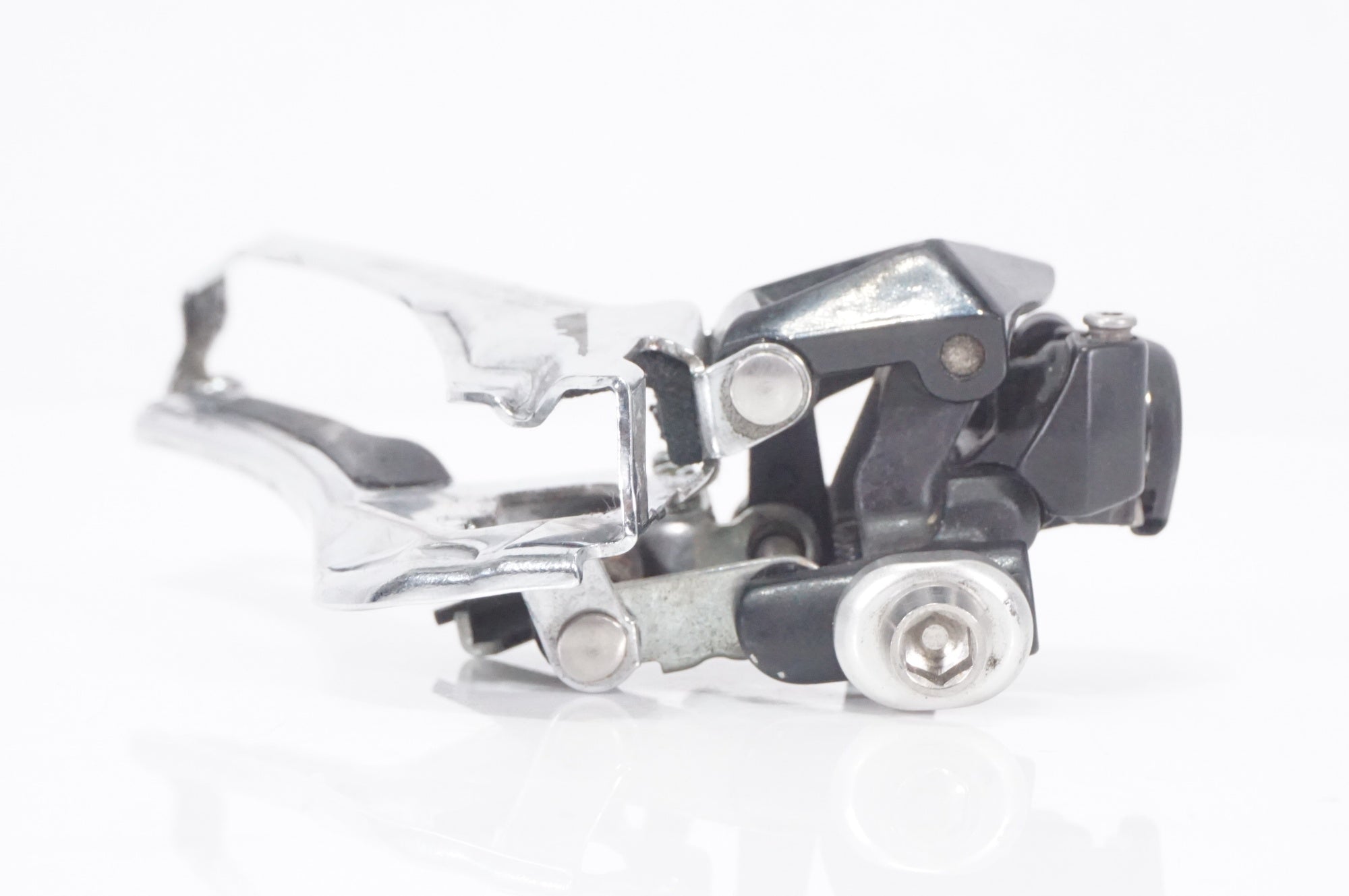 SHIMANO 「シマノ」 105 FD-R7000 フロントディレイラー / AKIBA店