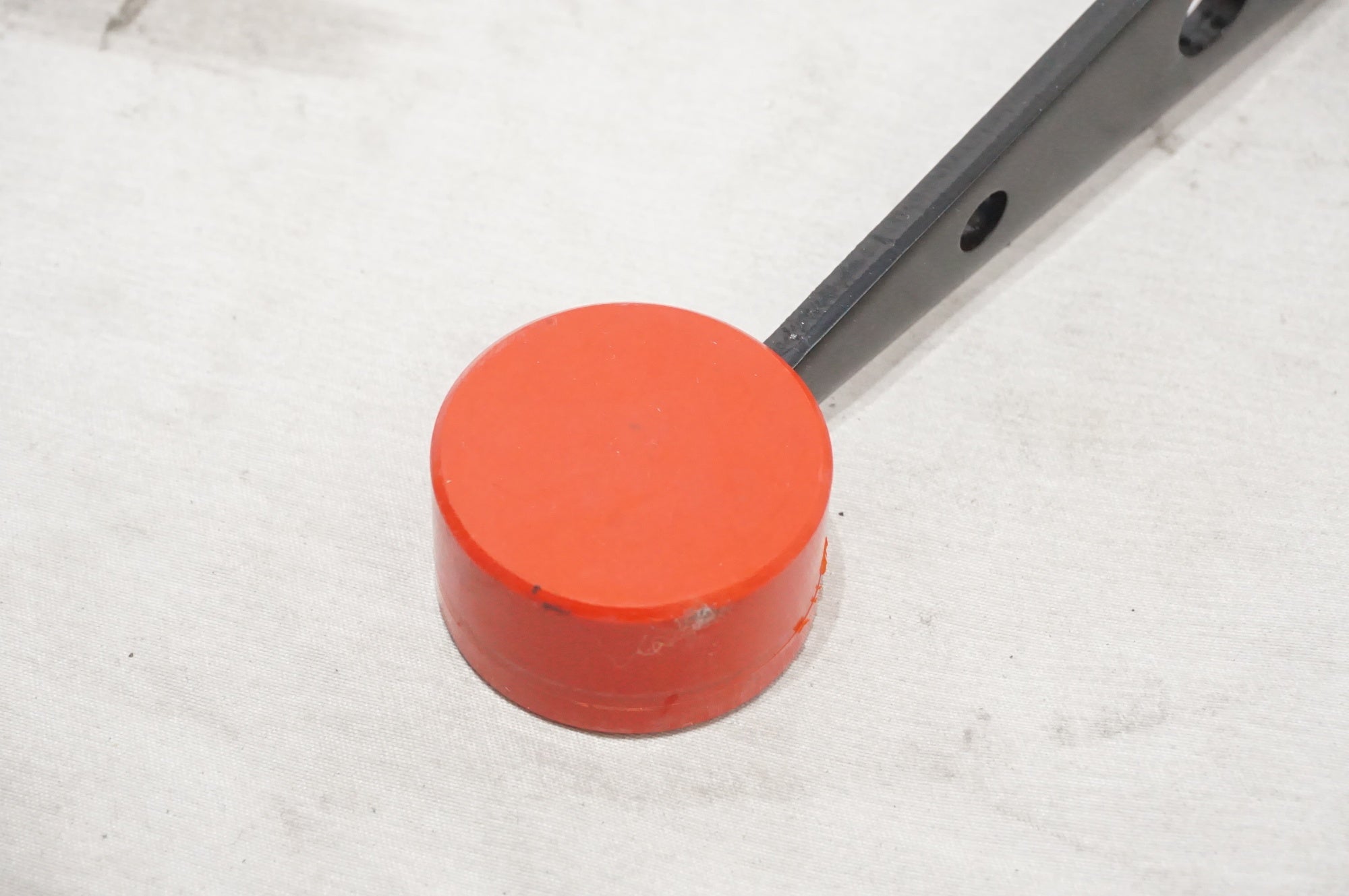 iWA 「イワ」 ディスプレイスタンド / AKIBA店