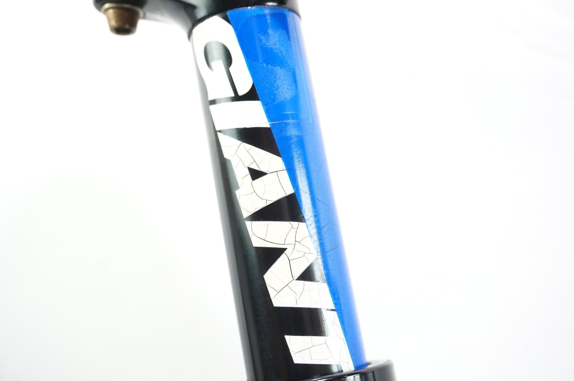 Giant Defy 3 (2009)ロードバイクフレーム BikePedia - Bicycle Value Guide