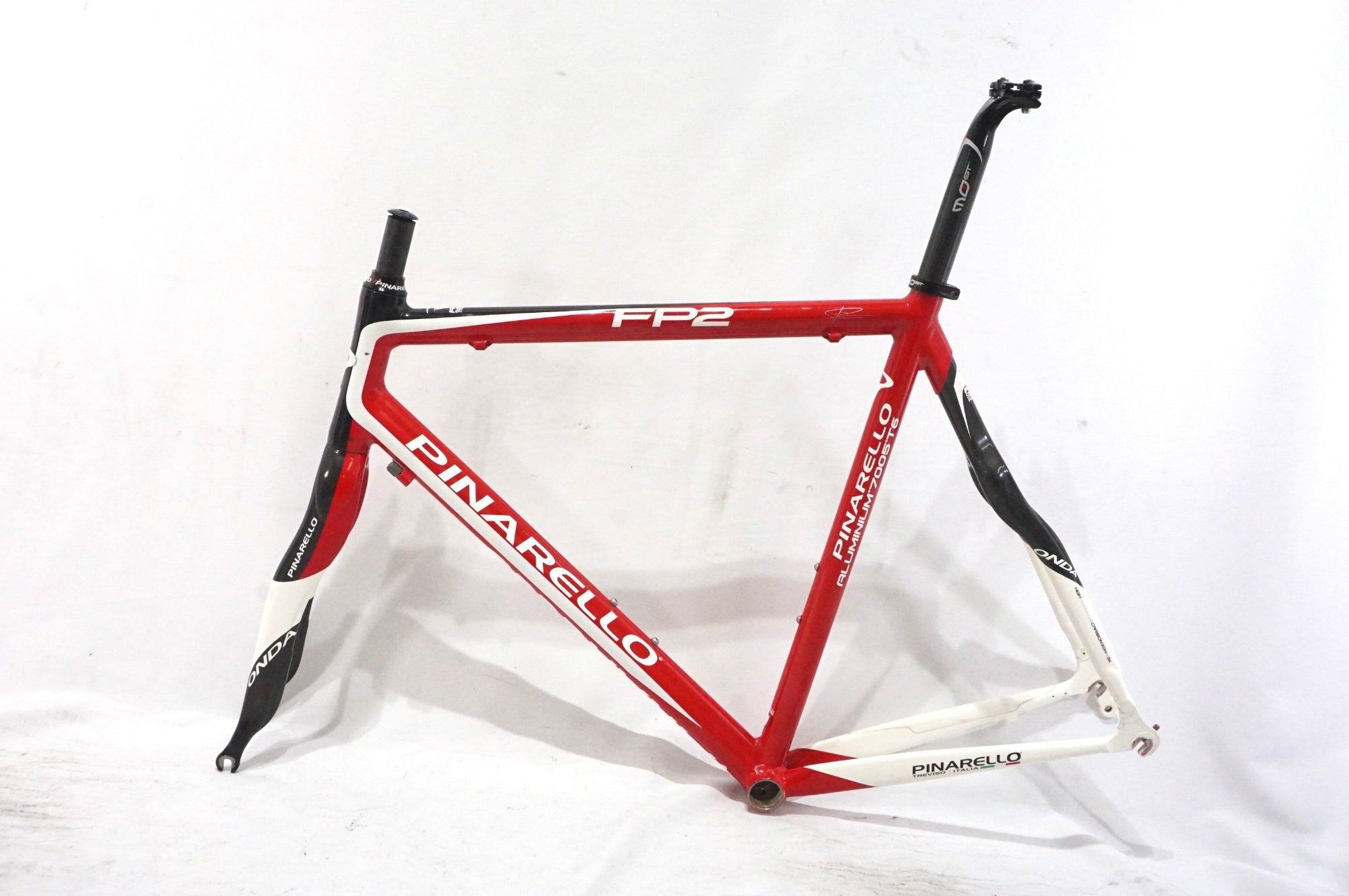 お年玉　ピナレロ　完成車　FP2 PINARELLO 「ピナレロ」 FP2 2008年モデル フレームセット