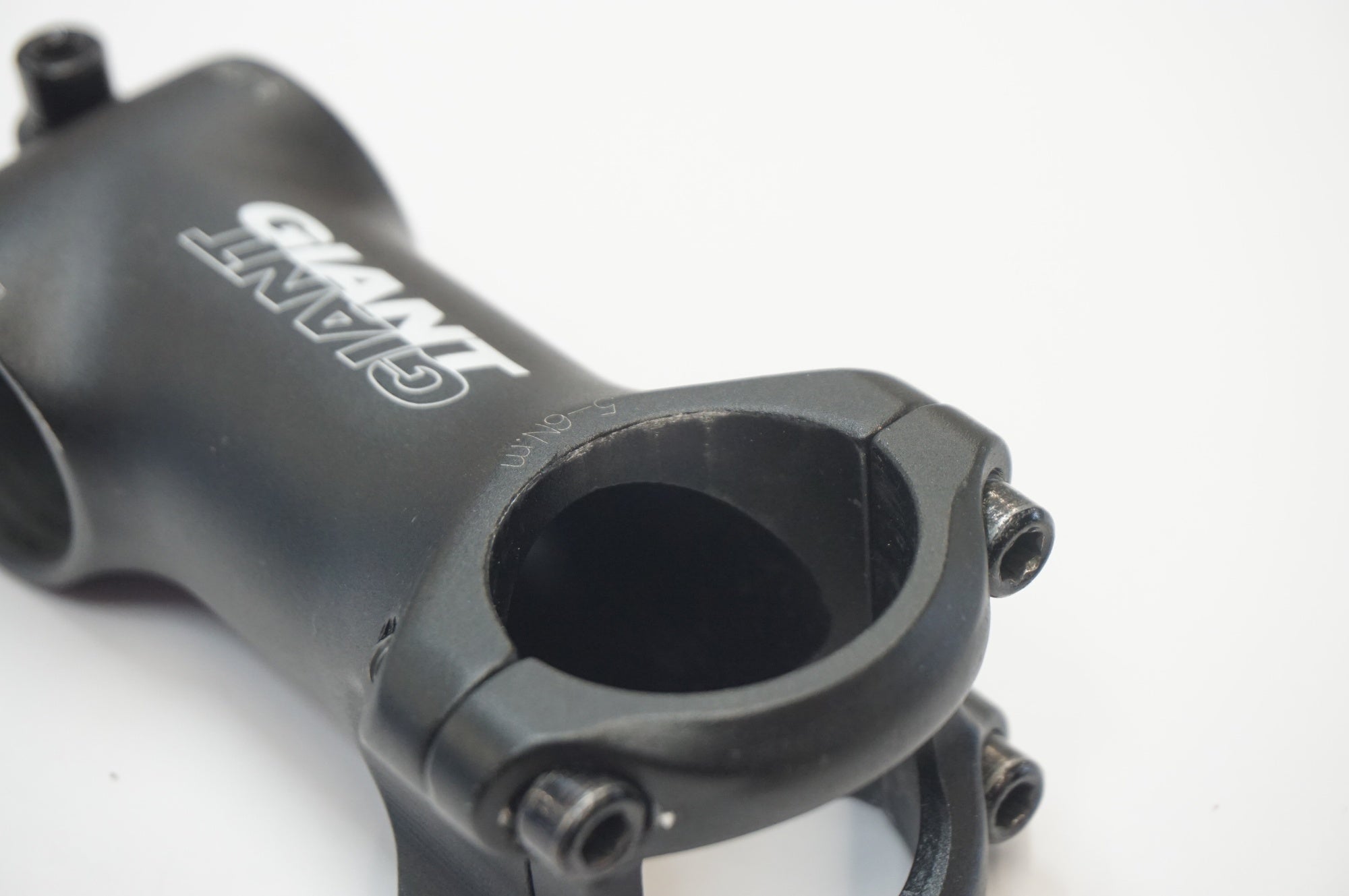 GIANT 「ジャイアント」 φ31.8 80mm ステム / 福岡店