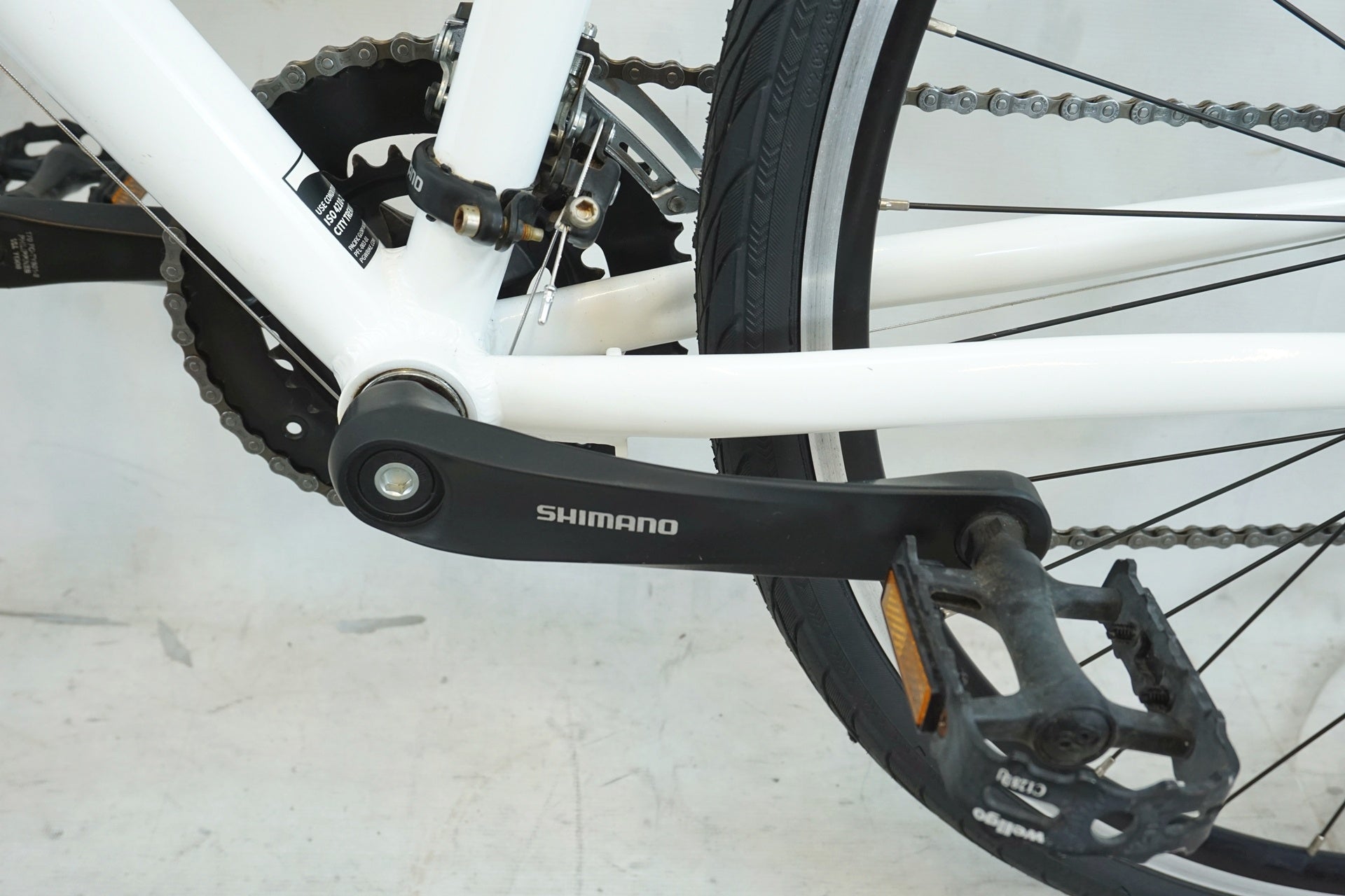 FUJI フジ RAIZ クロスバイク ホワイト 直接引き渡し希望 FUJI(フジ) RAIZ(ライズ)街乗りクロスバイクの決定版 | TWOPEDAL