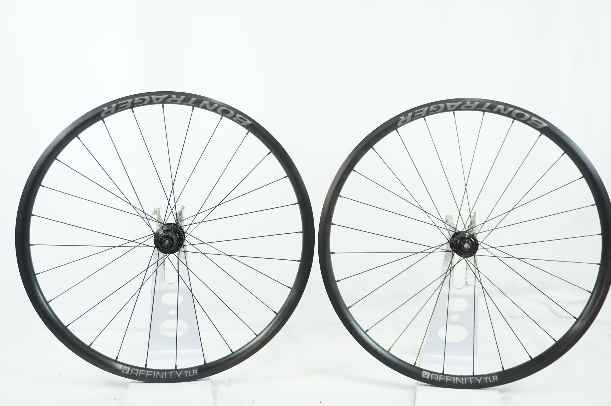ボントレガーTLRロードバイク用ホイール BONTRAGER 「ボントレガー」 AFFINITY TLR DISC ホイールセット
