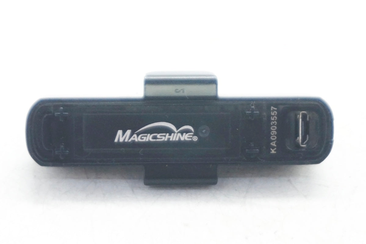 OLIGHT 「オーライト」 リアライト / 大阪門真店