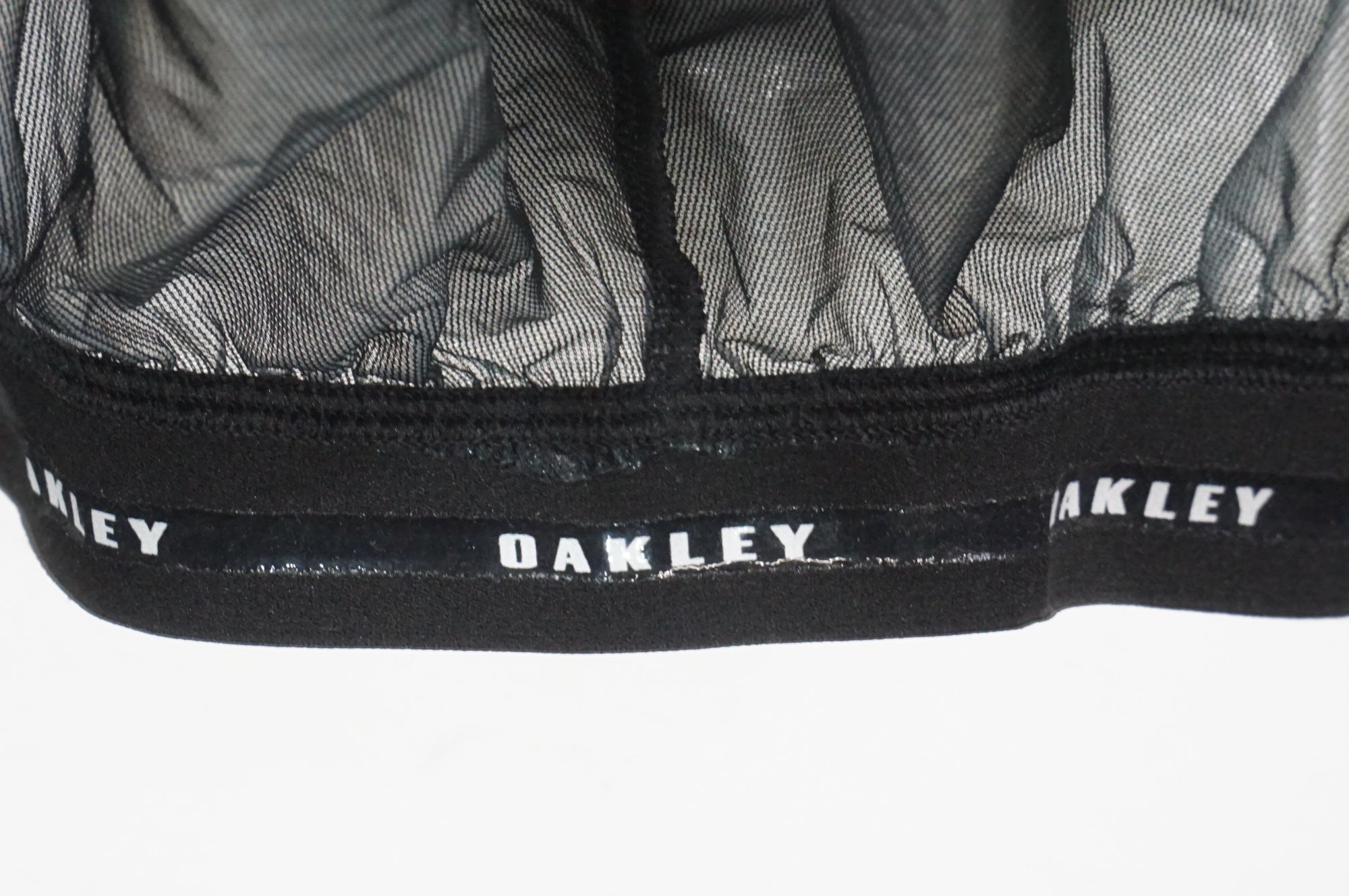 OAKLEY 「オークリー」 Mサイズ ウインドブレーカー / 大宮店