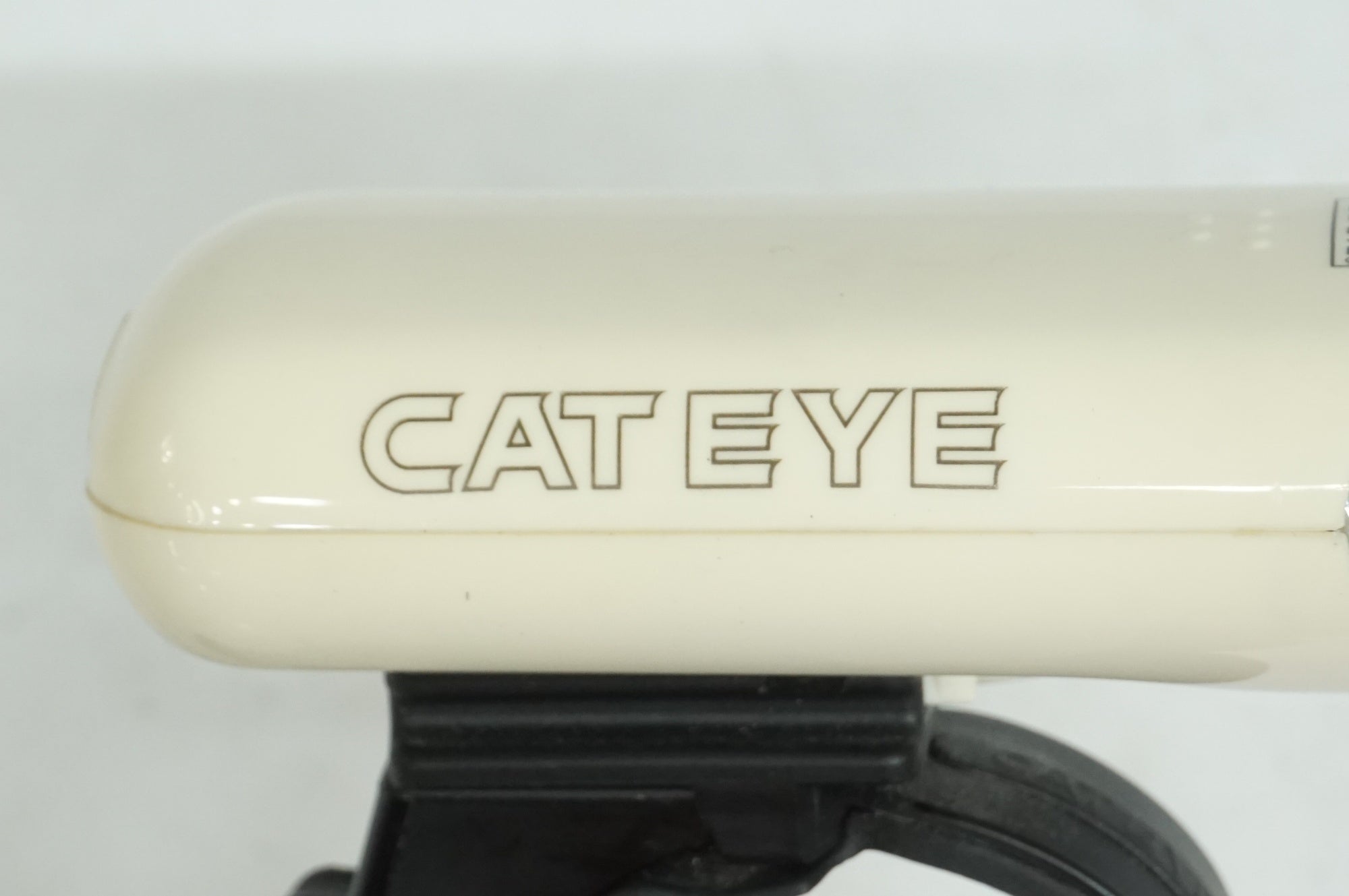 CATEYE 「キャットアイ」 フロントライト / 大宮店