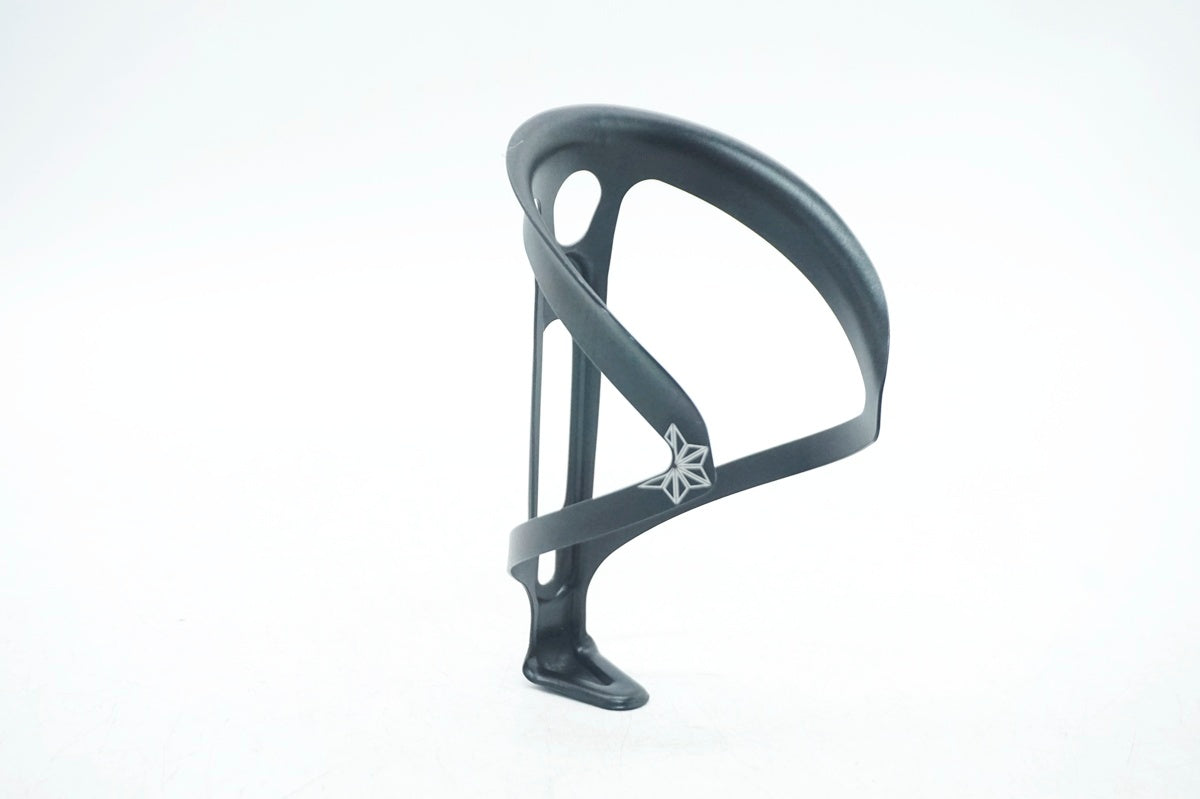 SUPACAZ 「スパカズ」 FLY CAGE ANO ボトルケージ / 大阪門真店