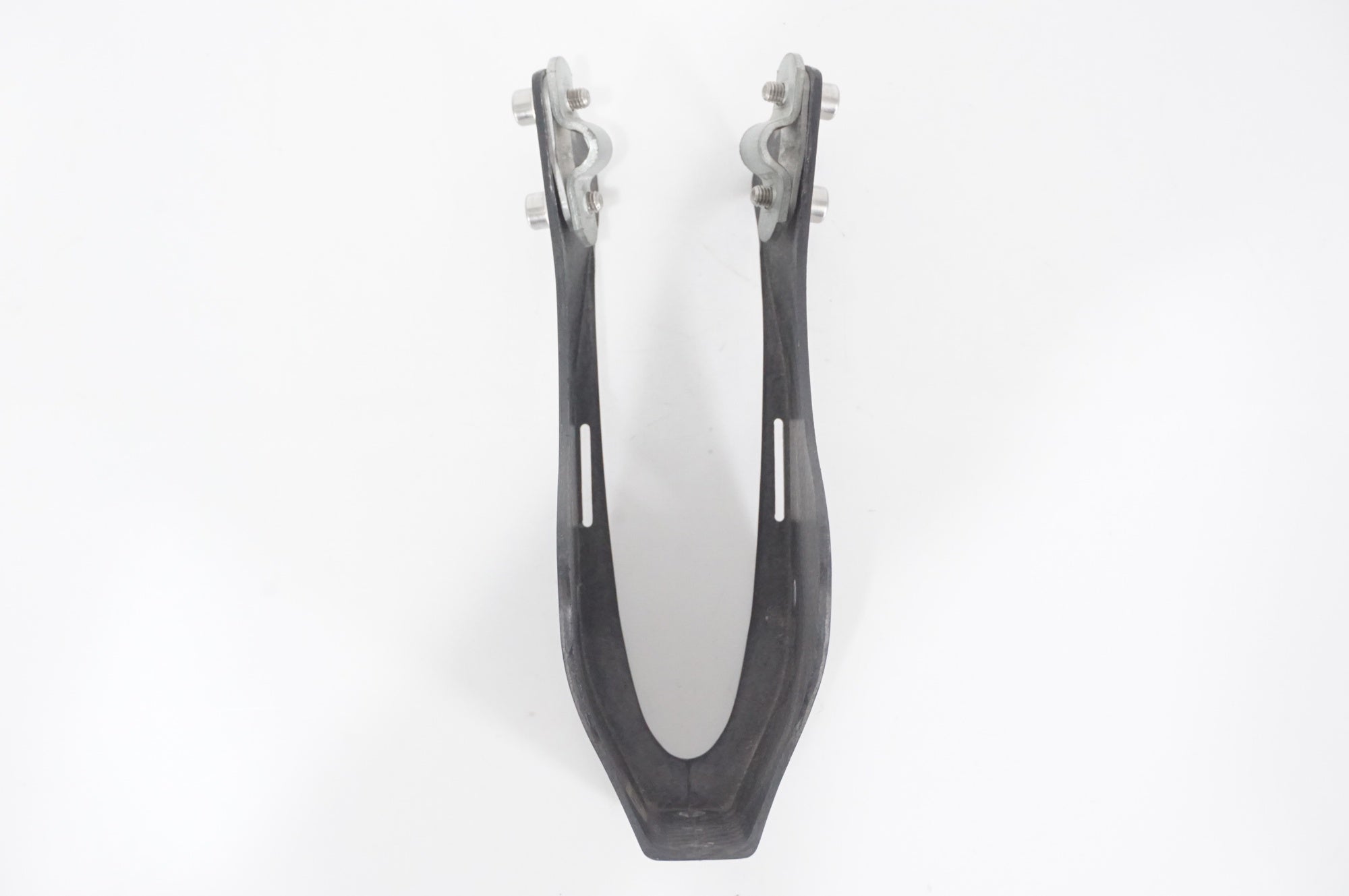 XLAB 「エックスラボ」 CARBON WING サドル用ボトルケージ