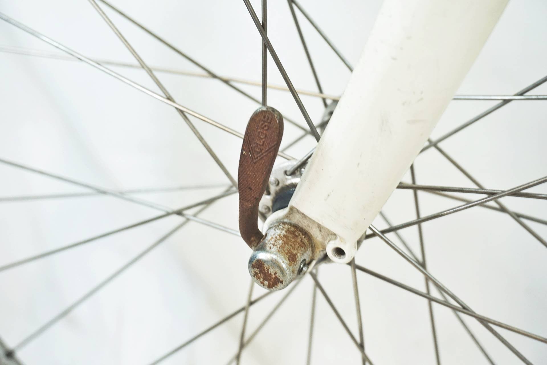ジャンク SPECIALIZED 「スペシャライズド」 SIRRUS ALTUS 2009
