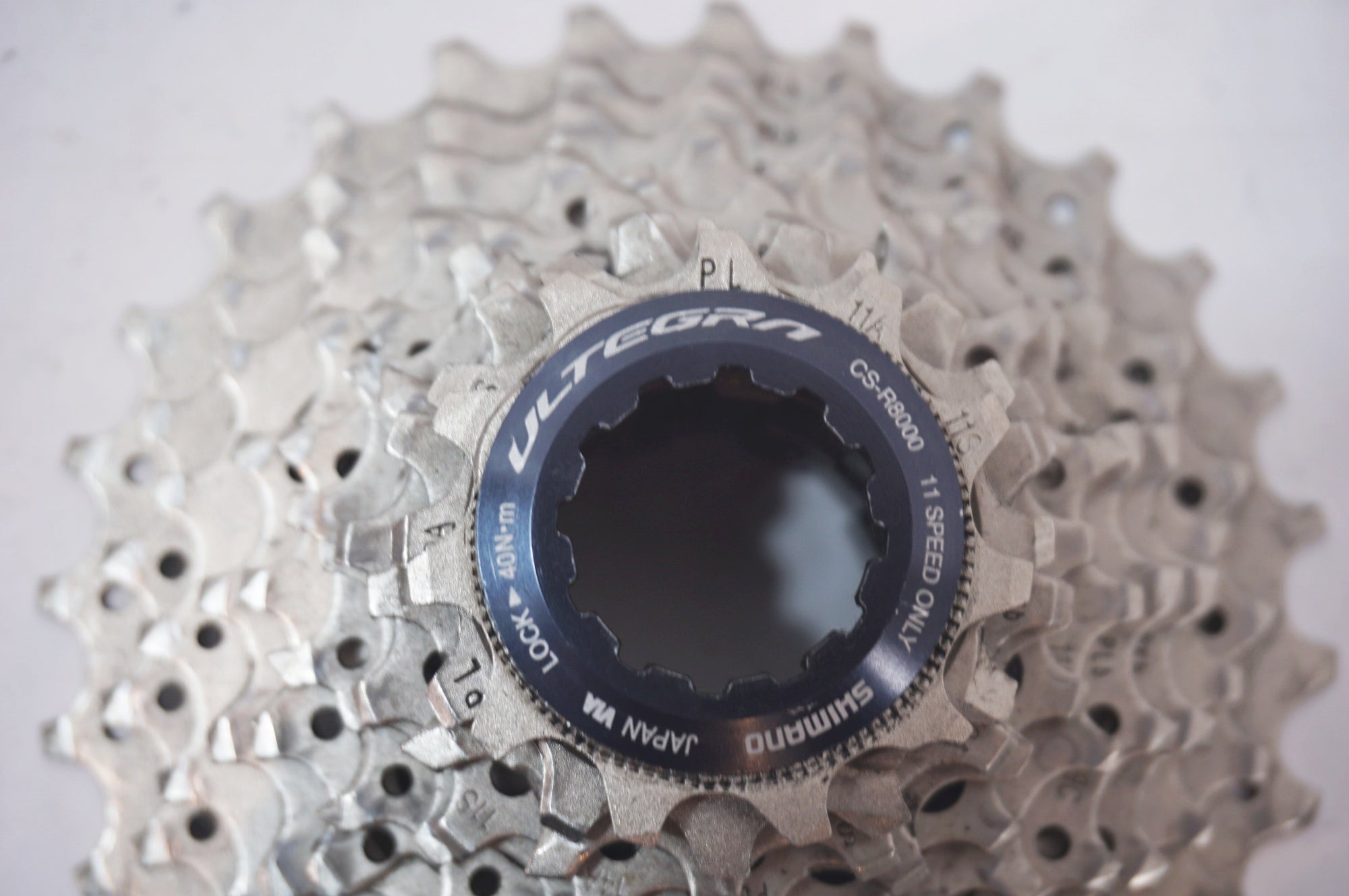 SHIMANO 「シマノ」 ULTEGRA CS-R8000 11-28T スプロケット