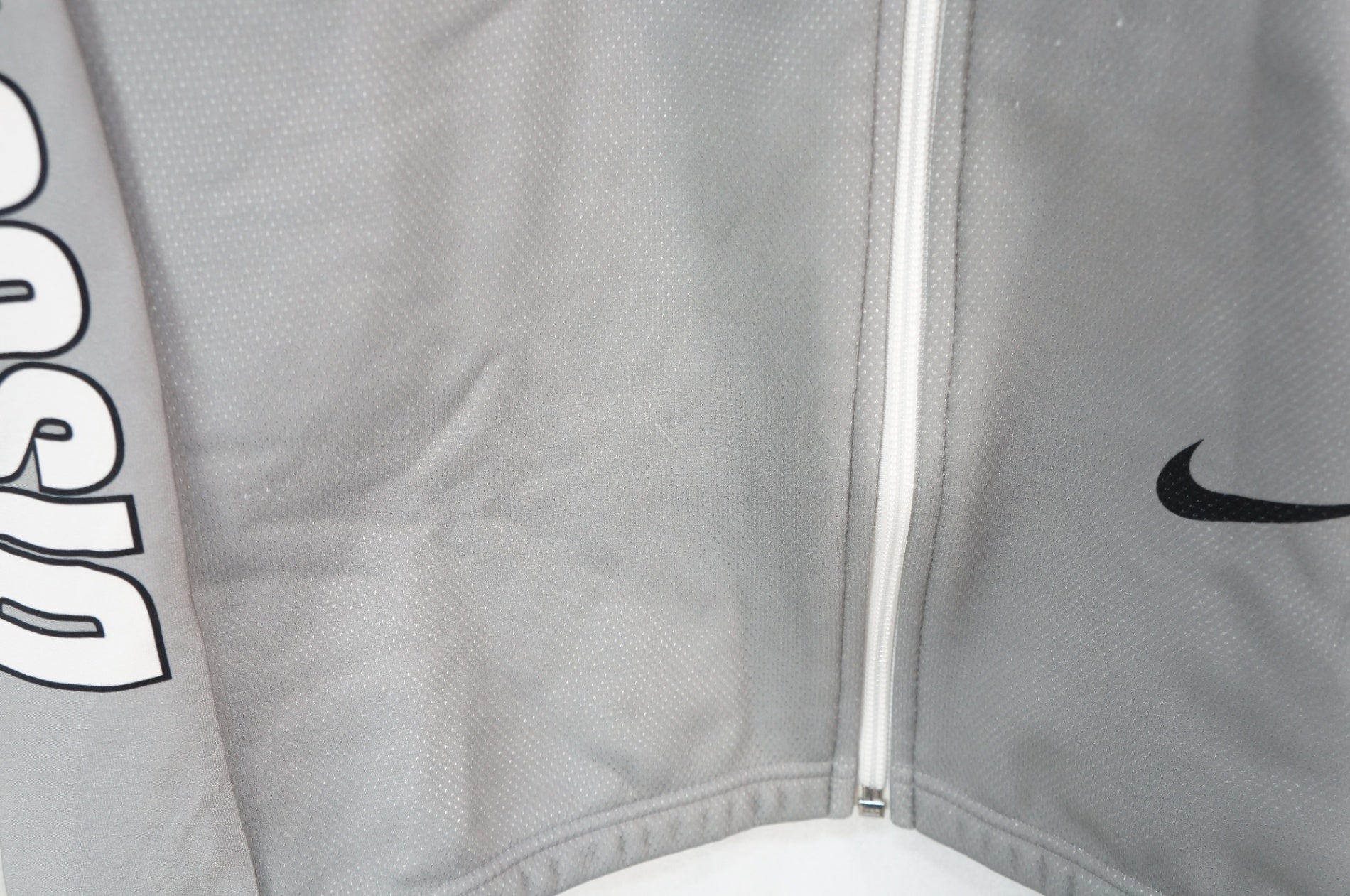 NIKE 「ナイキ」 TREK DISCOVERY Mサイズ ベスト / バイチャリ浦和ベース