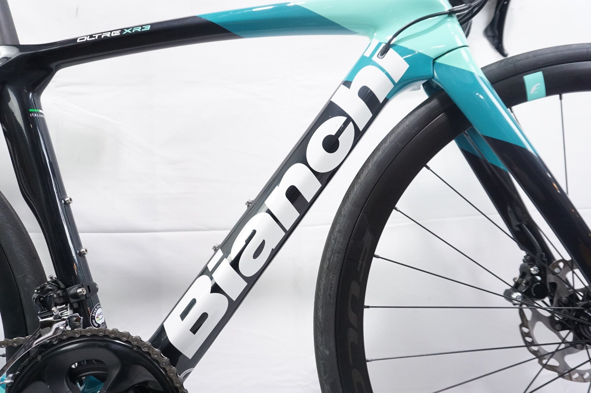 BIANCHI 「ビアンキ」 OLTRE XR3 105 DISK 2023年モデル ロードバイク / 中目黒店