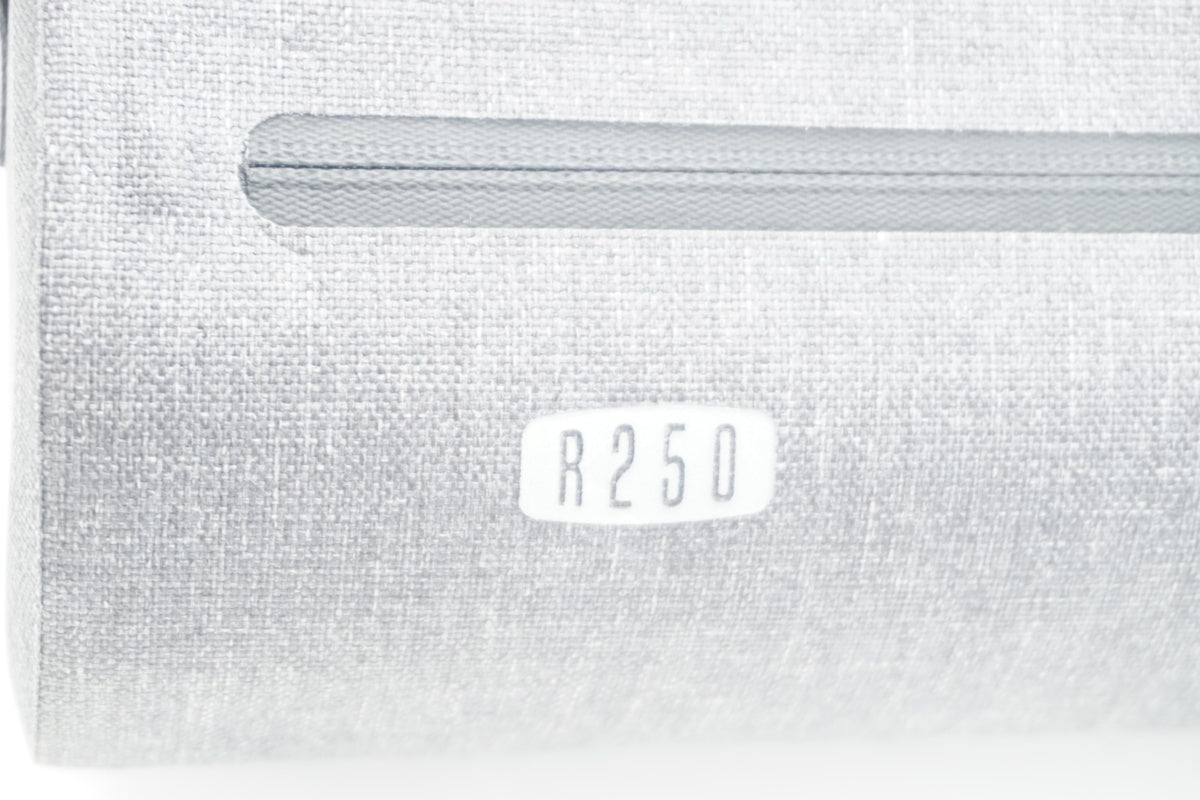 R250 「アールニーゴーマル」 防水ドラム型 フロントバッグ / 滋賀大津店