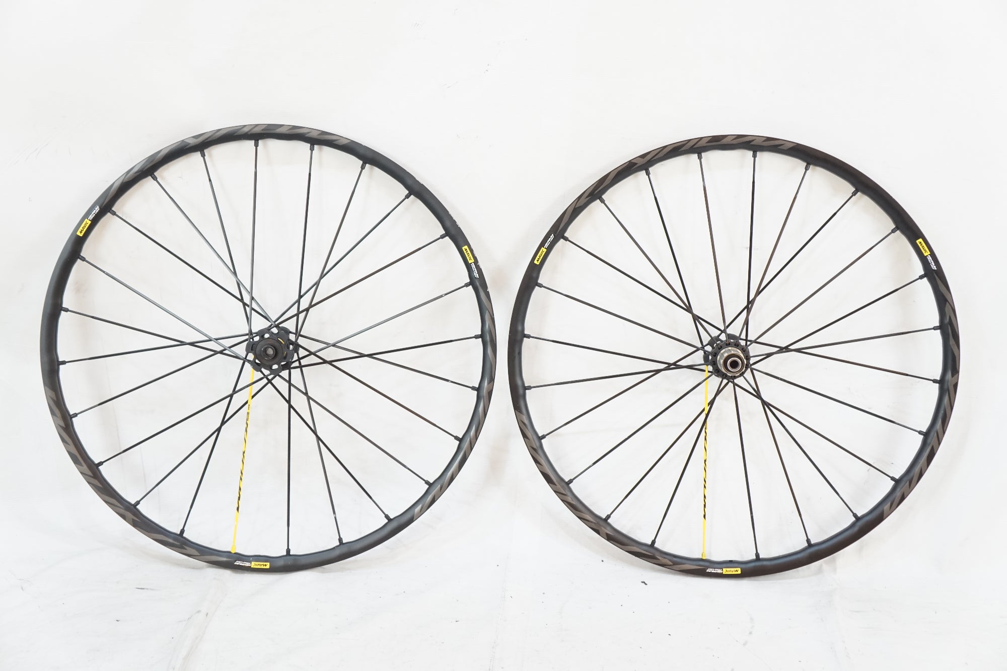MAVIC 「マビック」 KSYRIUM PRO UST DISC シマノ11速 ホイールセット / バイチャリ浦和ベース