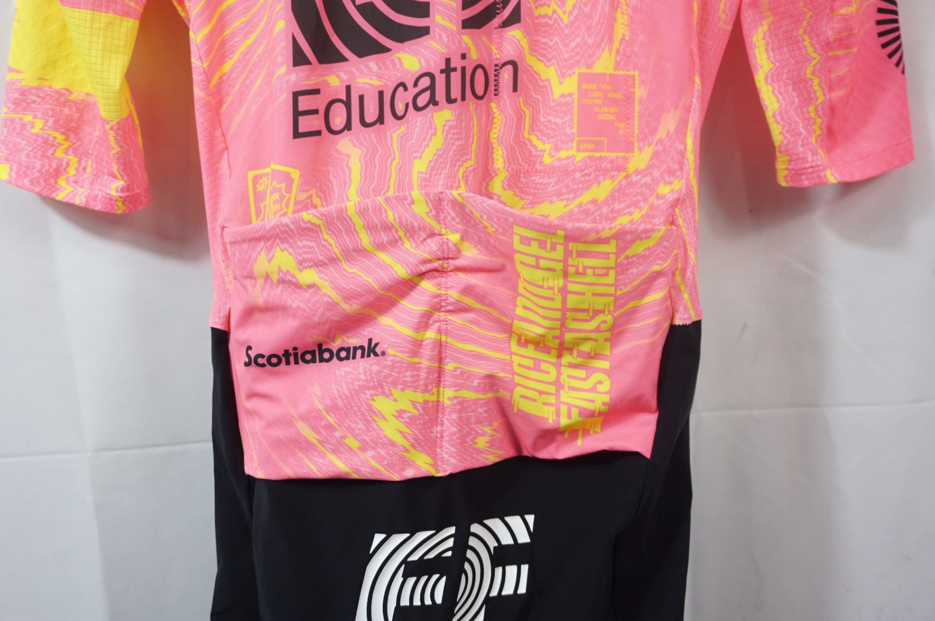 RAHPA 「ラファ」 EF EDUCATION メンズM ジャージ / 世田谷店