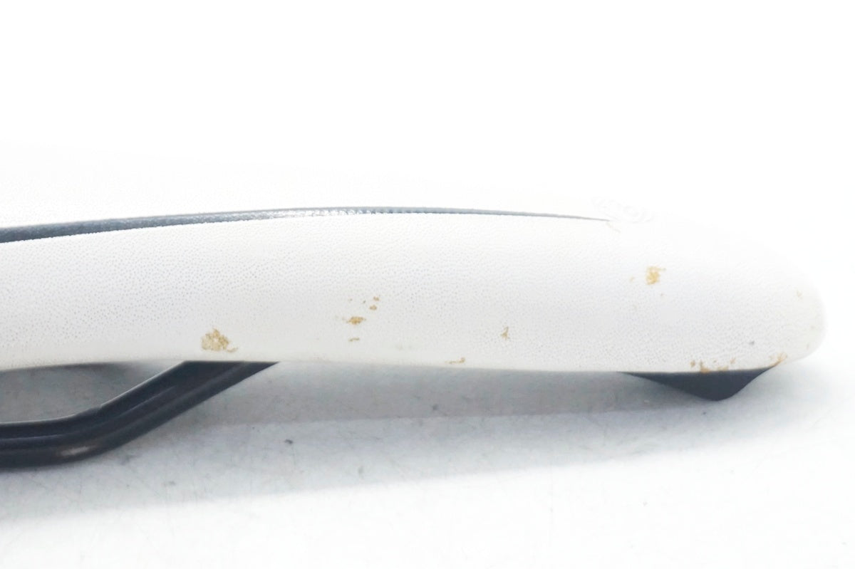 BONTRAGER 「ボントレガー」 R1 サドル / 大阪門真店