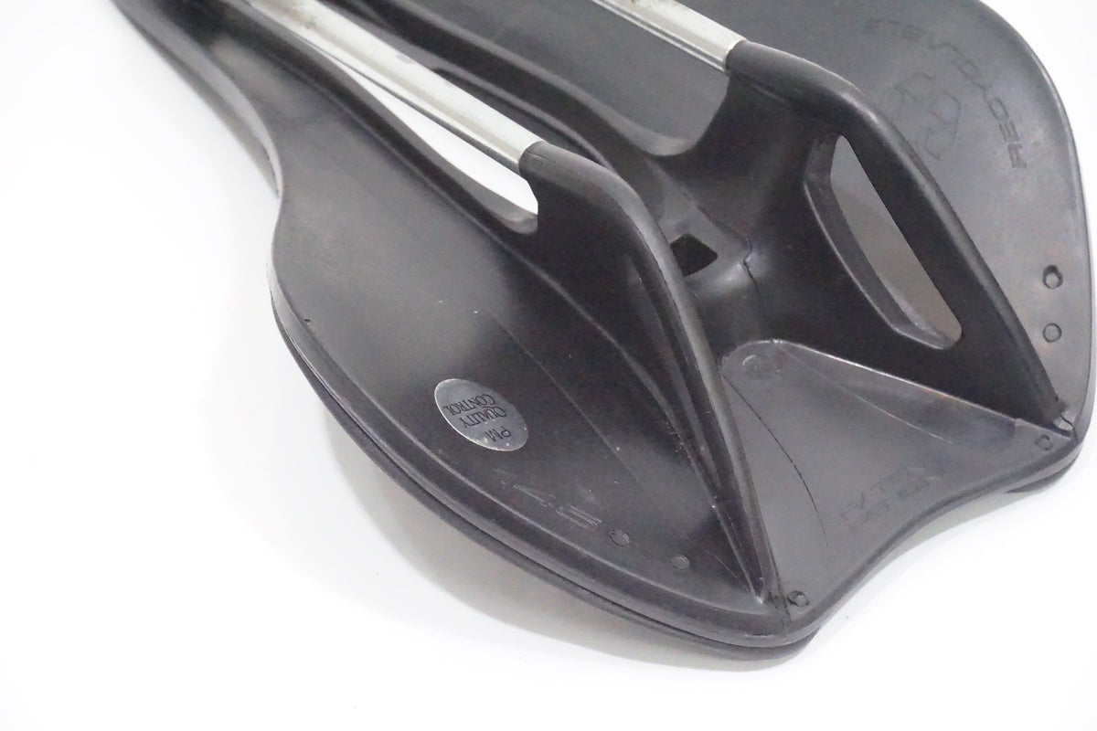 SELLE ITALIA「セライタリア」 BOOST 145mm サドル / 京都西院店