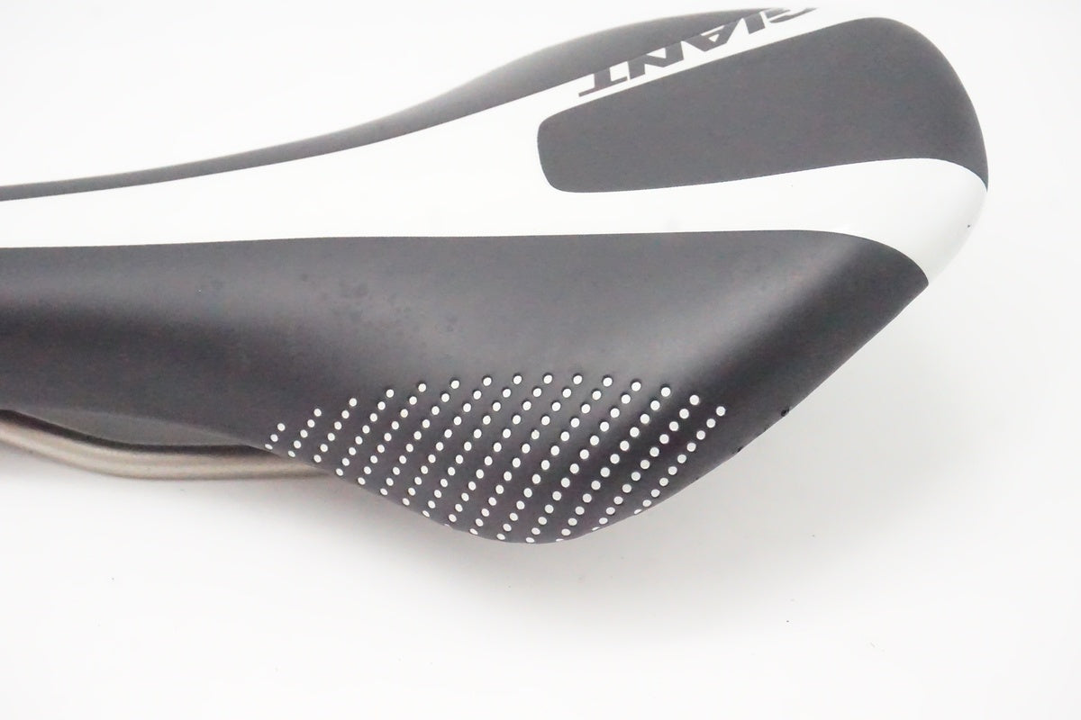 GIANT「ジャイアント」」 VL-1184 サドル/ 京都西院店