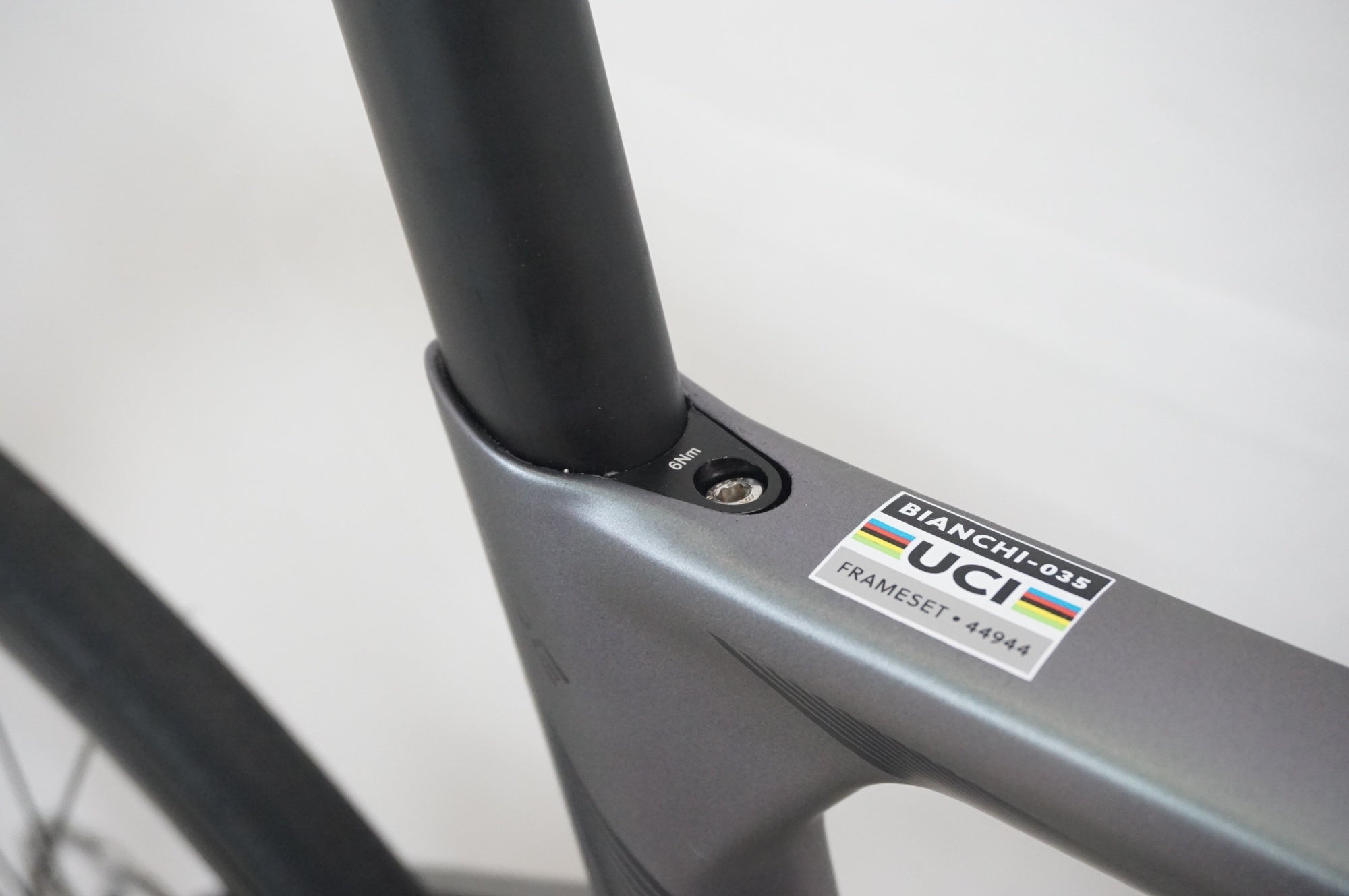 BIANCHI 「ビアンキ」 OLTRE RACE 2024年モデル ロードバイク / 福岡アイランドシティ店