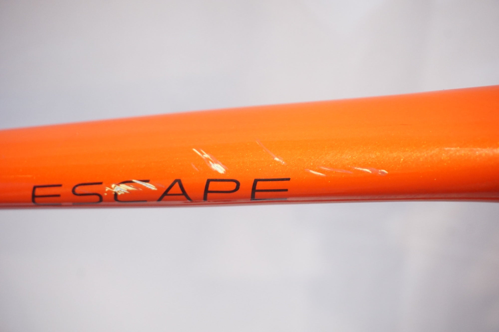 GIANT 「ジャイアント」 ESCAPE R3 MS LTD 2024年モデル クロスバイク / 世田谷店