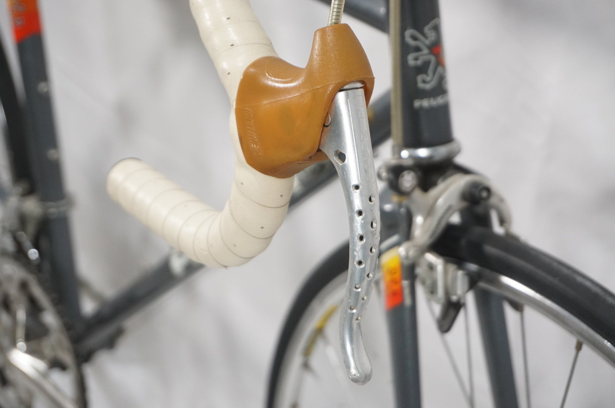 ジャンク PEUGEOT 「プジョー」 VENTOUX 年式不明 ロードバイク
