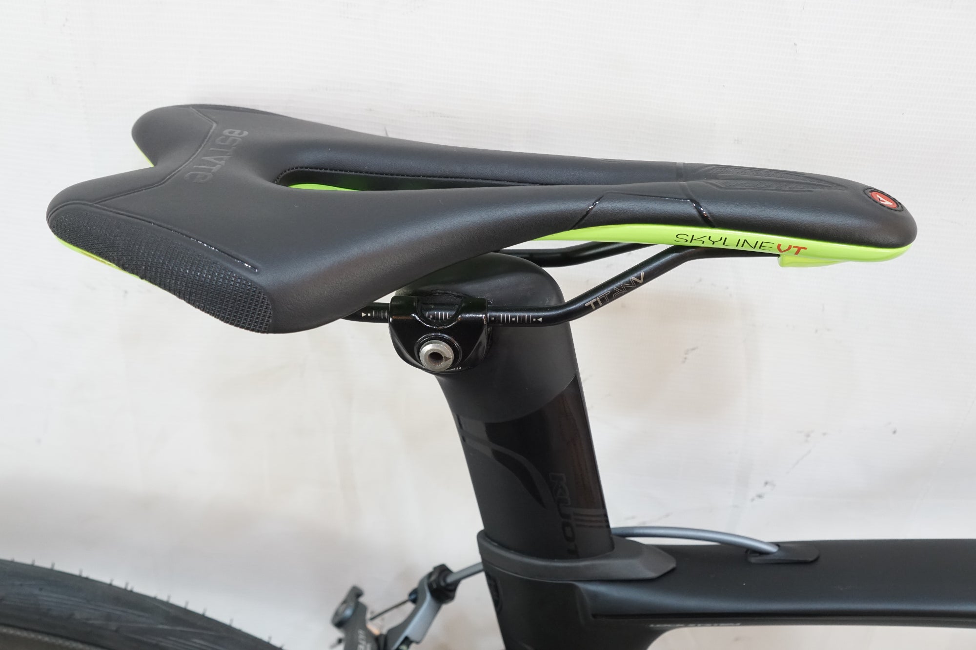 KUOTA 「クオータ」 KRYON 2017年モデル ロードバイク / バイチャリ
