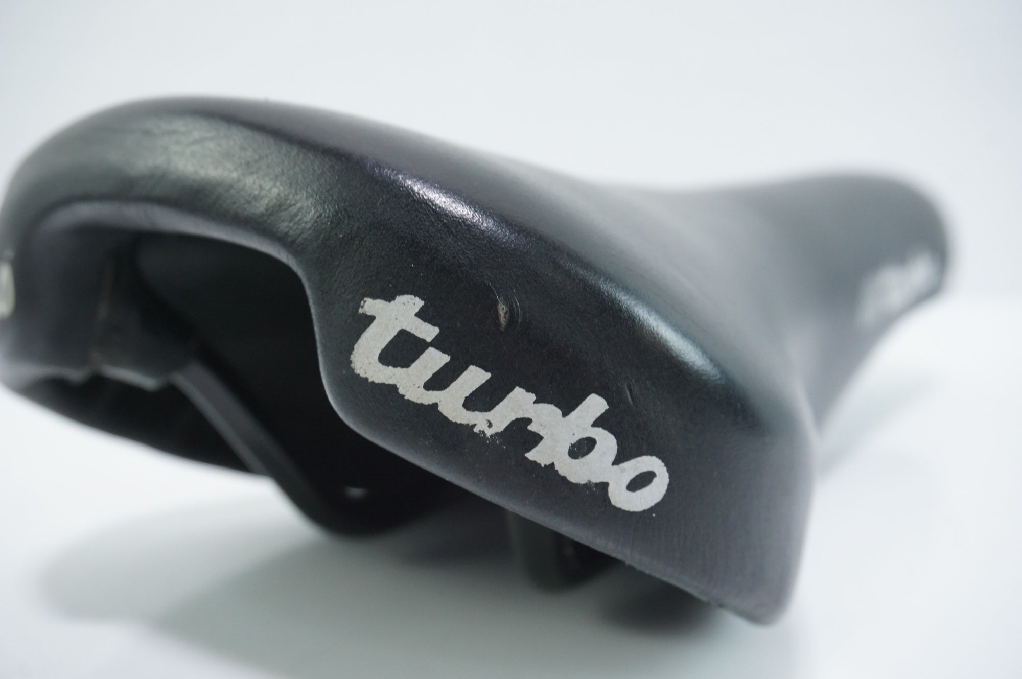 SELLE ITALIA 「セライタリア」 TURBO SLG サドル / 中目黒店