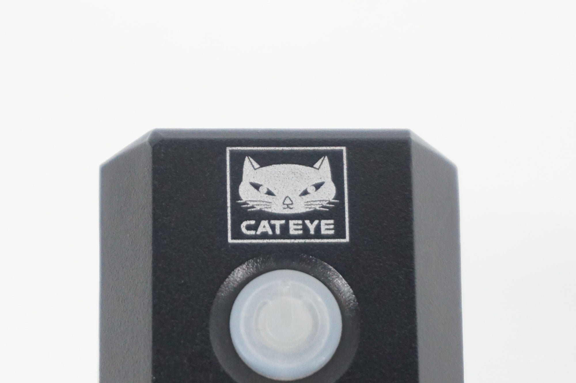 CATEYE 「キャットアイ」 AMPP500 フロントライト / 阪急塚口店