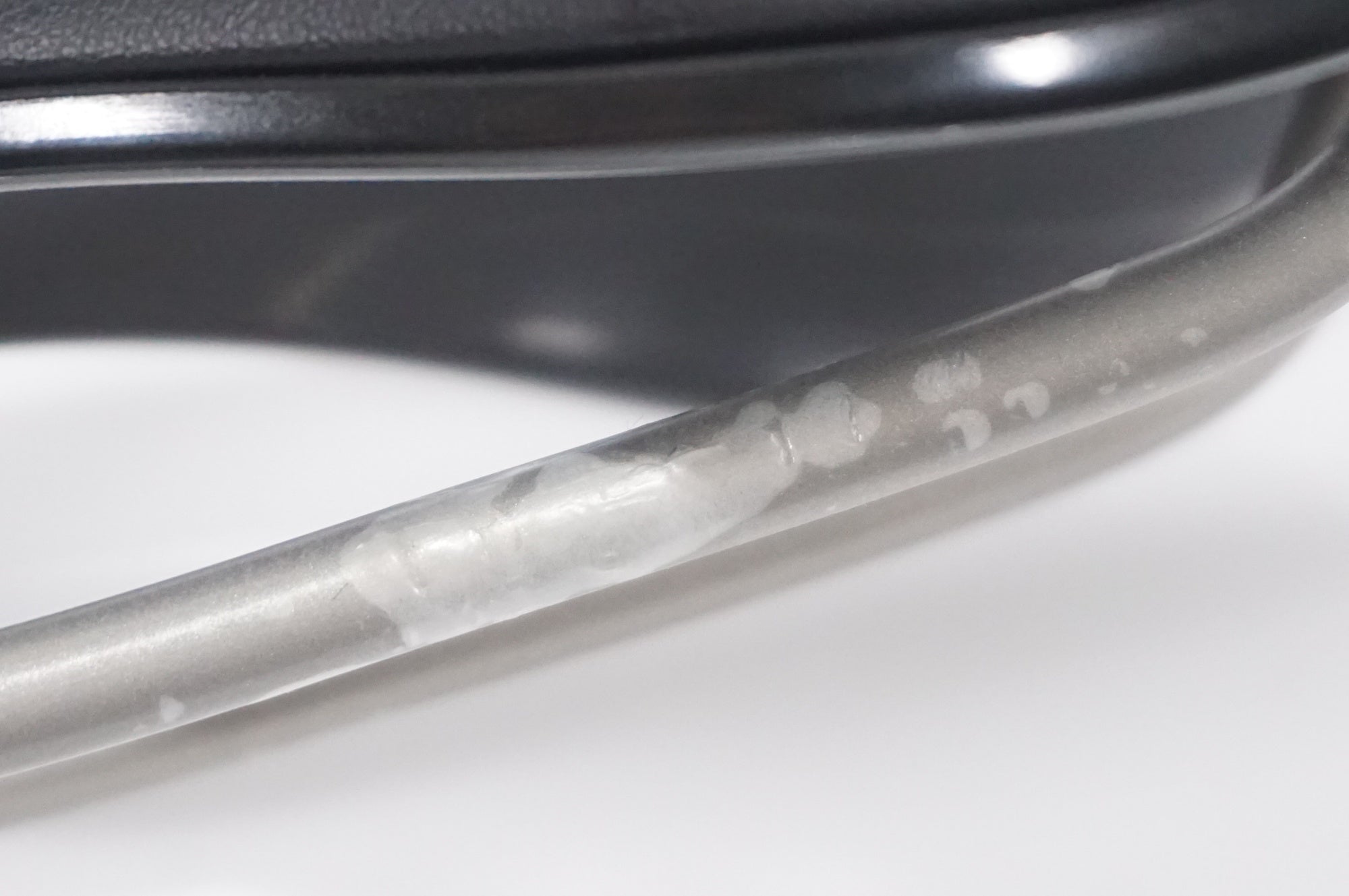 VELOMANN 「ベロマン」 MITORA139 サドル / AKIBA店