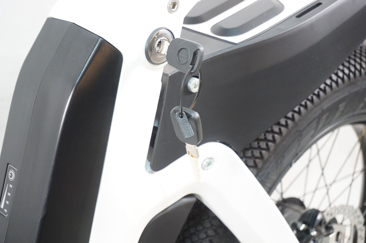 FANTIC 「ファンティック」 ISSIMO URBAN 2024年モデル 20インチe-bike / 浦和ベース