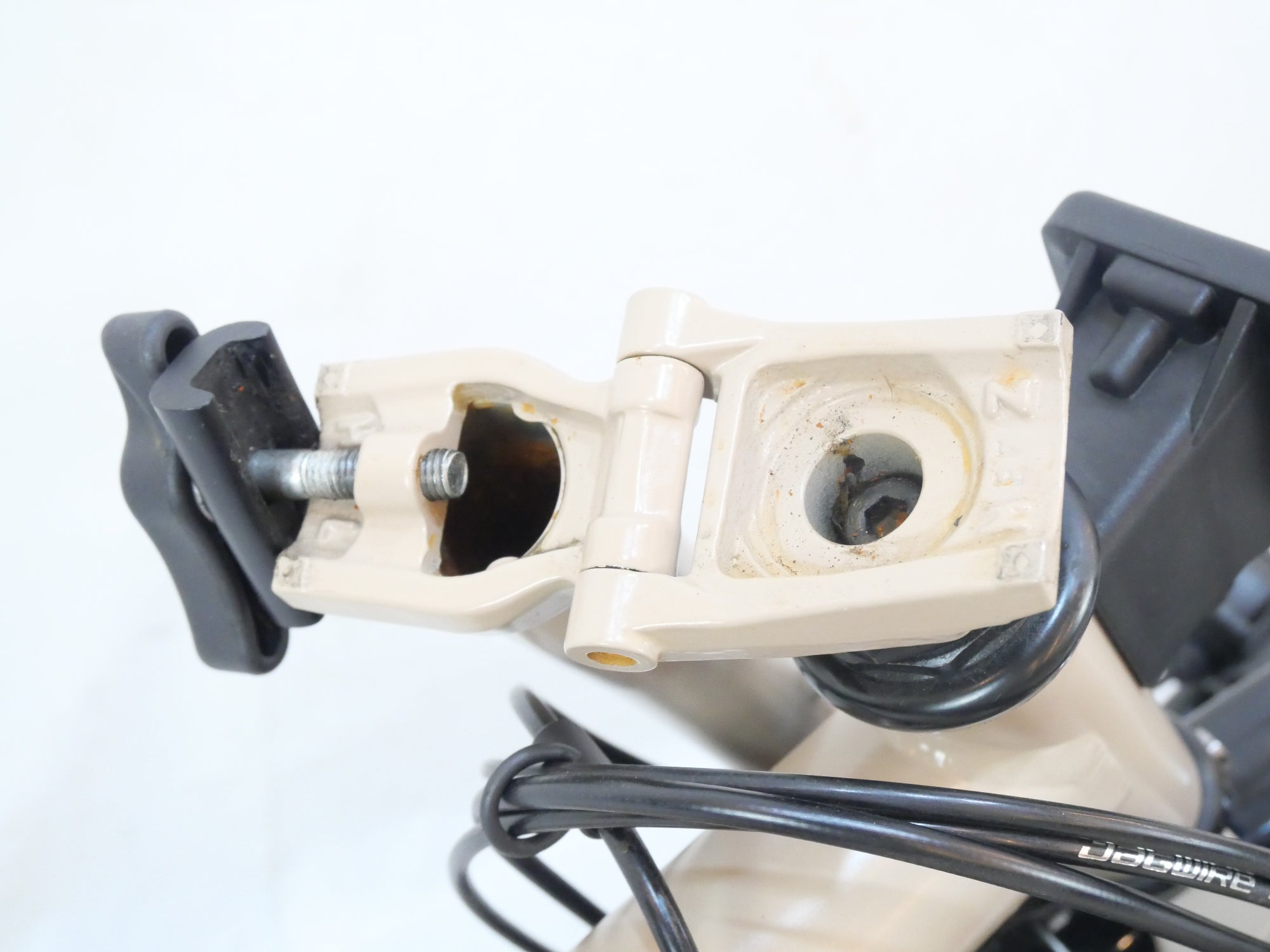 BROMPTON 「ブロンプトン」 C LINE EXPLORE LOW HANDLE 16インチ 2023年モデル 折り畳み自転車 / バイチャリ浦和ベース