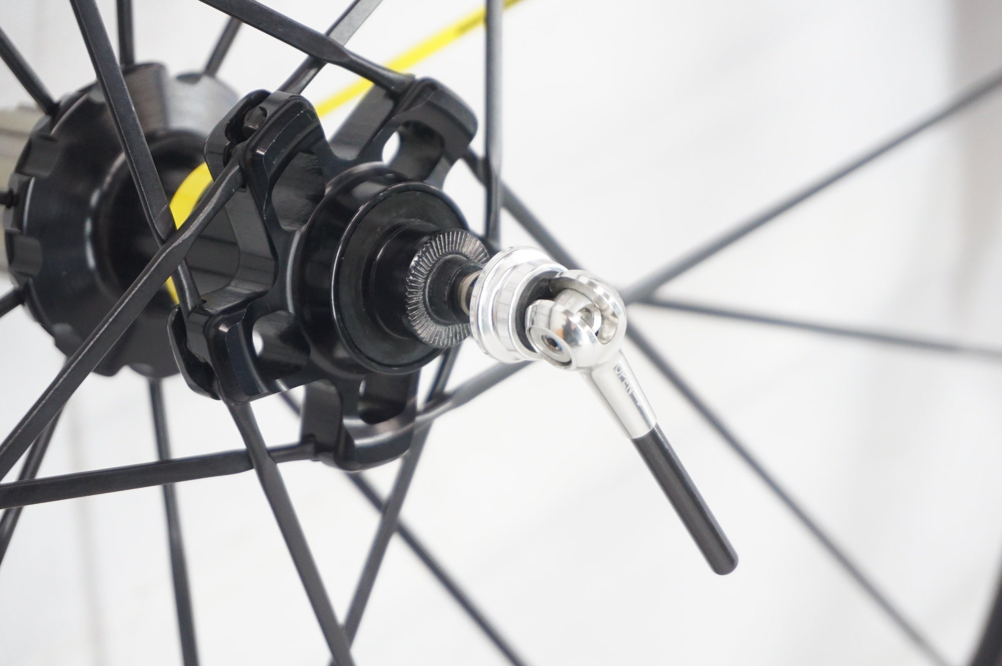 MAVIC 「マヴィック」 KSYRIUM PRO UST シマノ11速 ホイールセット / 阪急塚口店