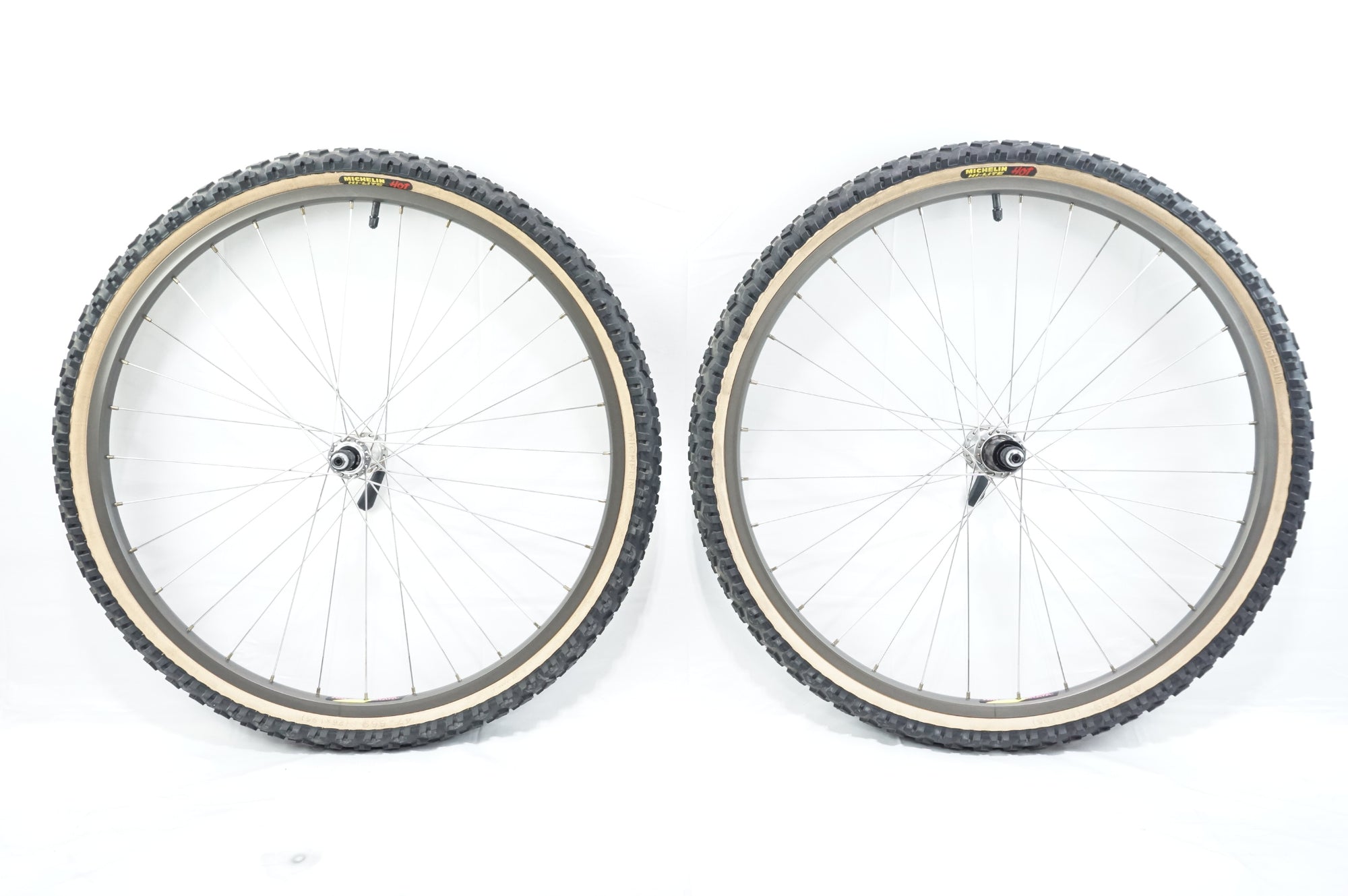 SHIMANO 「シマノ」 DEORE XT（HB-M730 FH-M732）/ ARAYA RM-17 SUPER HARD シマノ7速 ホイールセット / 中目黒店