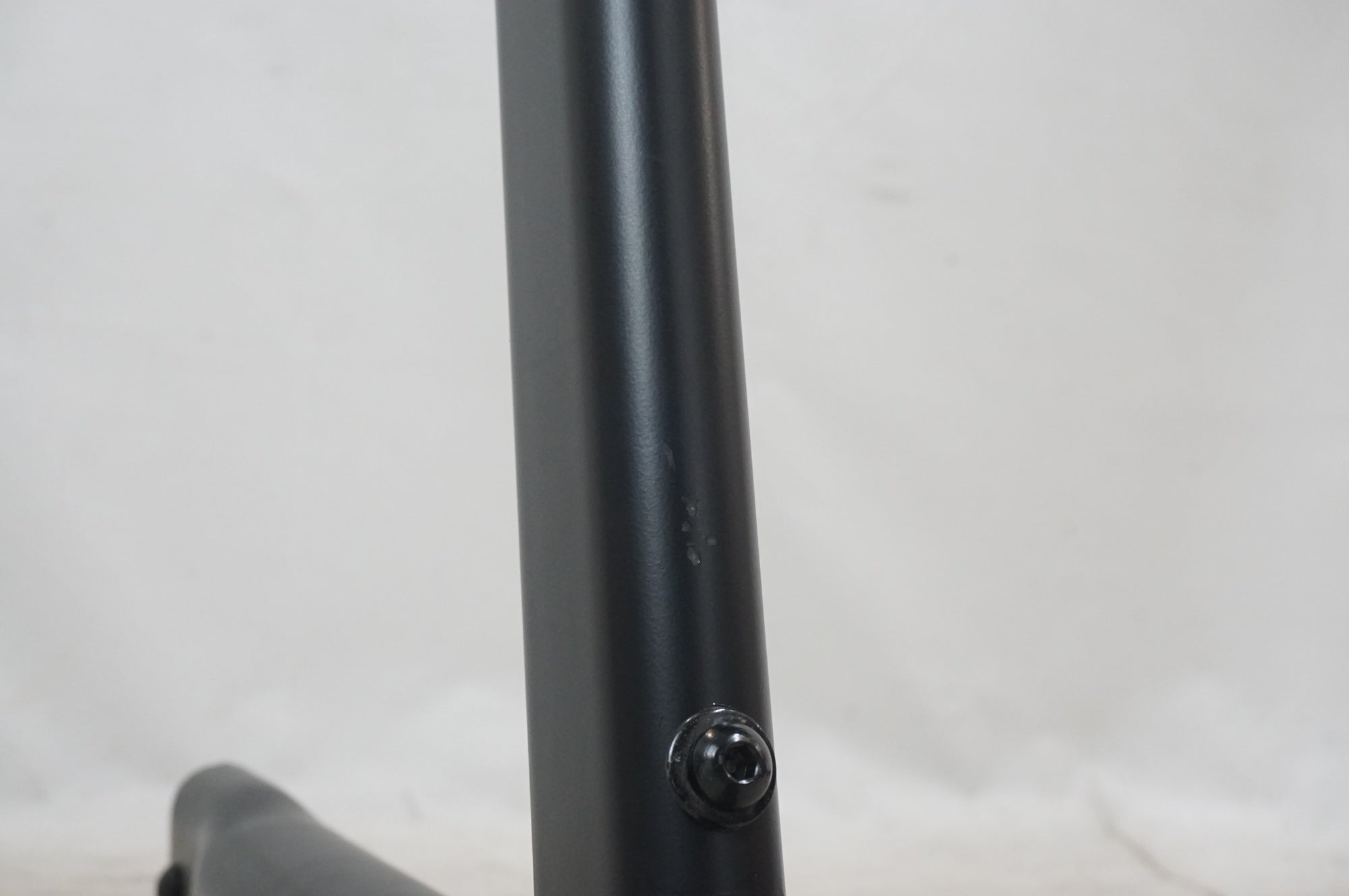 WAHOO 「ワフー」 KICKR インドアサイクリングデスク / 福岡店