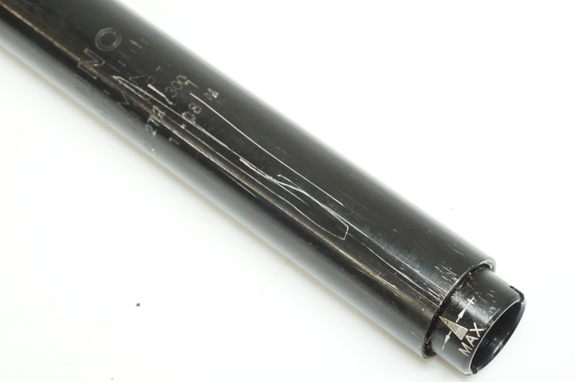 UNO 「ウノ」 サスペンション 300mm φ27.2 シートポスト / 大宮店