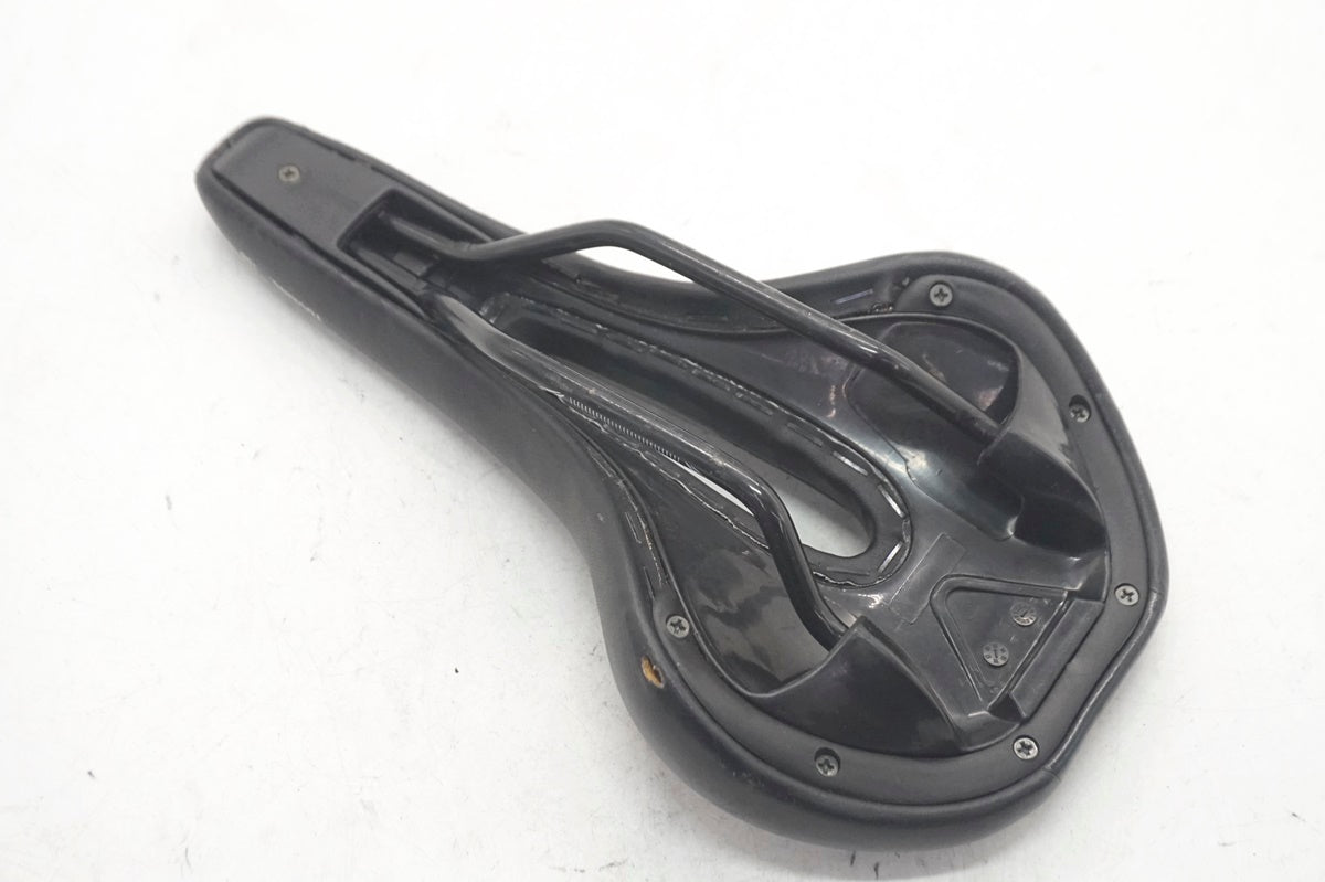GORIX 「ゴリックス」 TOURING G100 サドル / 大阪門真店