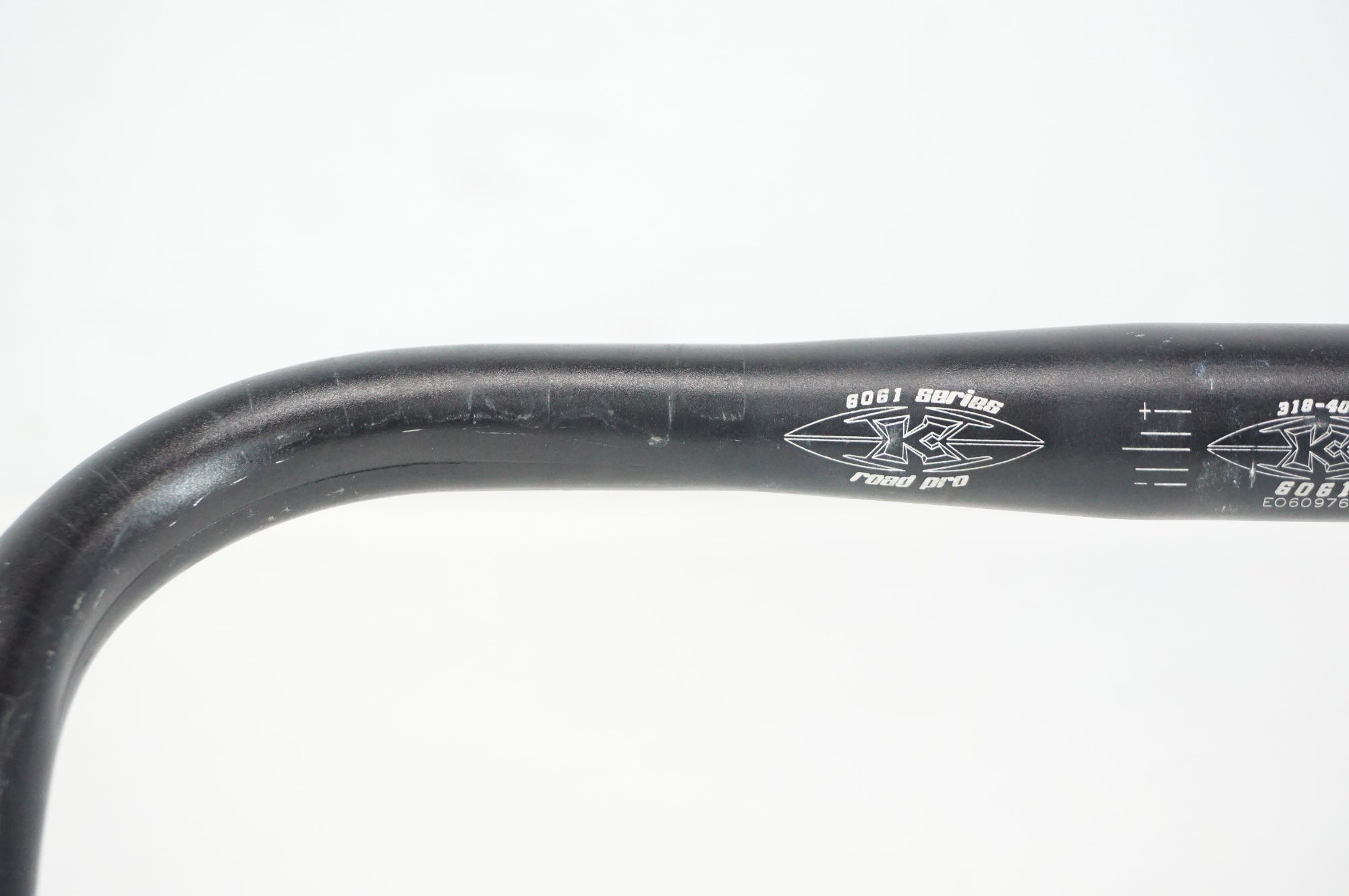 KCNC 「ケーシーエヌシー」 ROAD PRO Φ31.8 400mm ハンドル / 阪急塚口