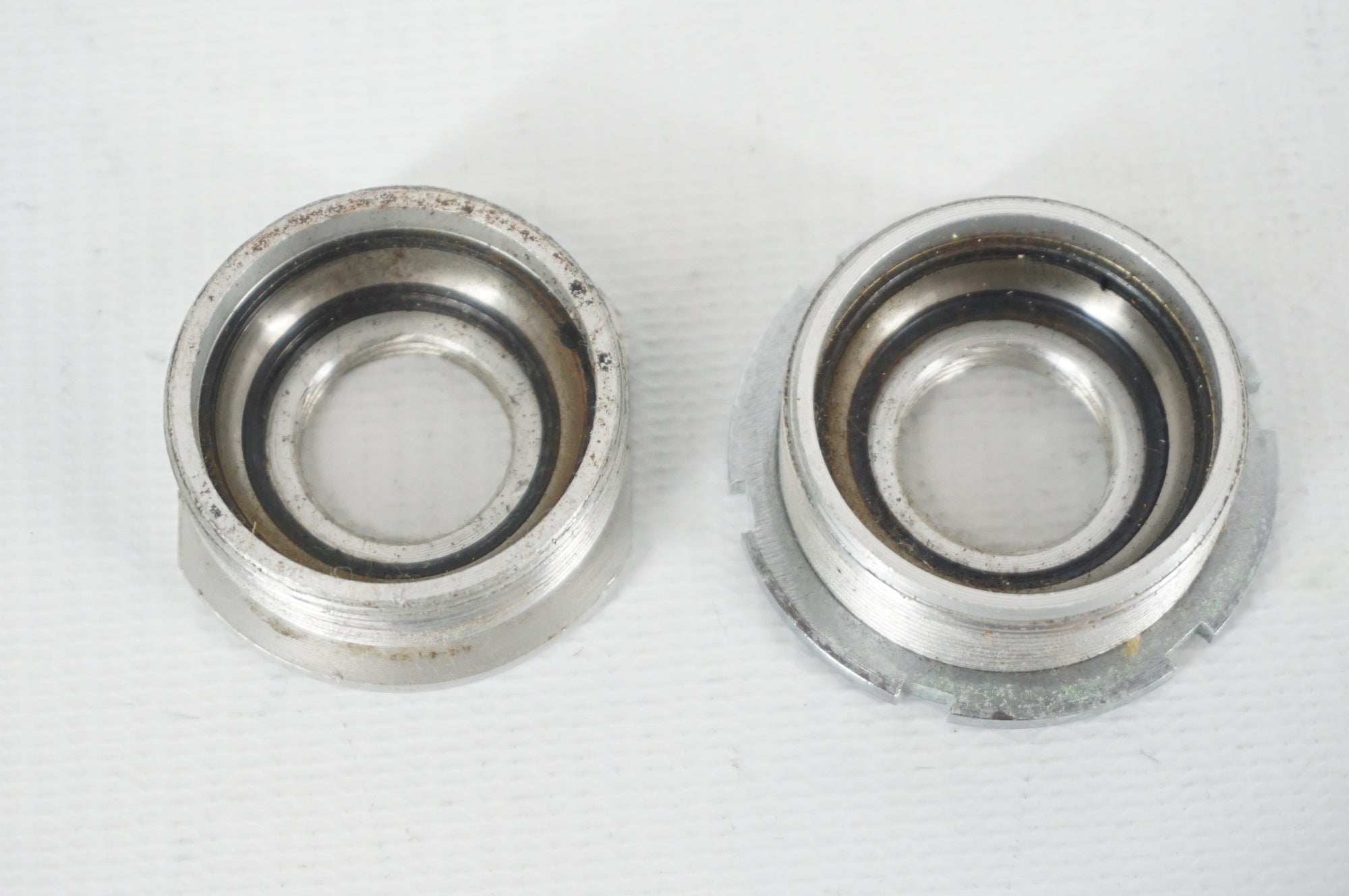 CAMPAGNOLO 「カンパニョーロ」 BBカップ / 阪急塚口店