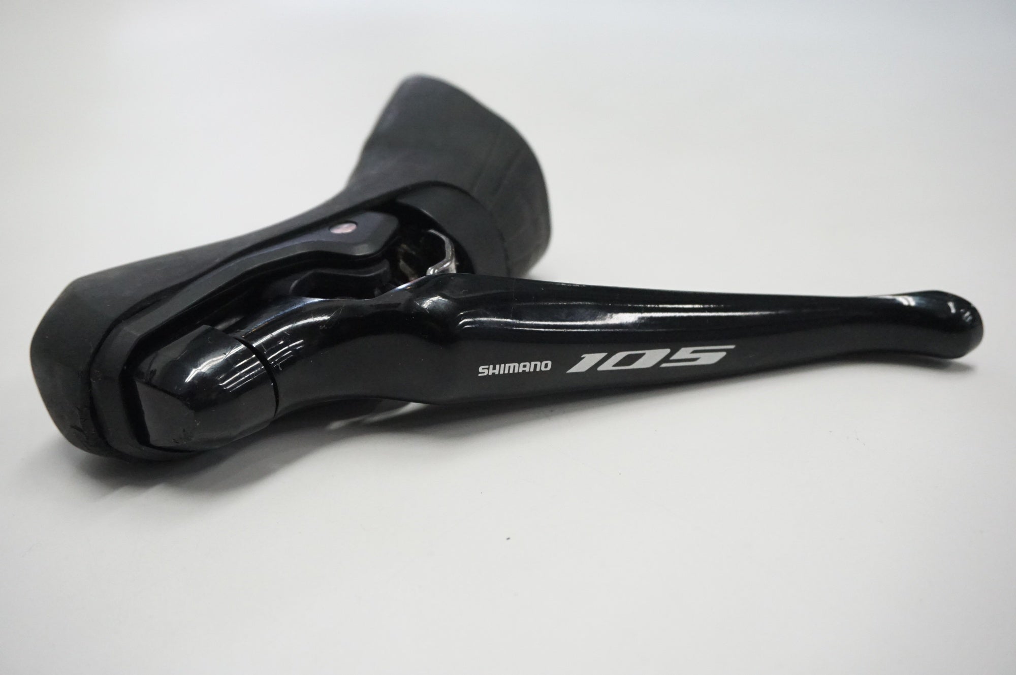 SHIMANO 「シマノ」 105 ST-R7020 右のみ デュアルコントロールレバー / 福岡店