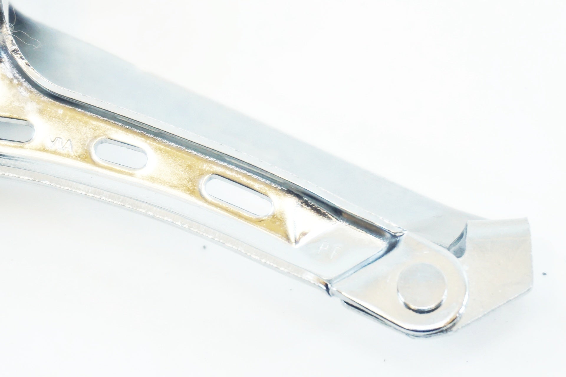 SHIMANO 「シマノ」 105 FD-5800 フロントディレイラー / 有明ガーデン店