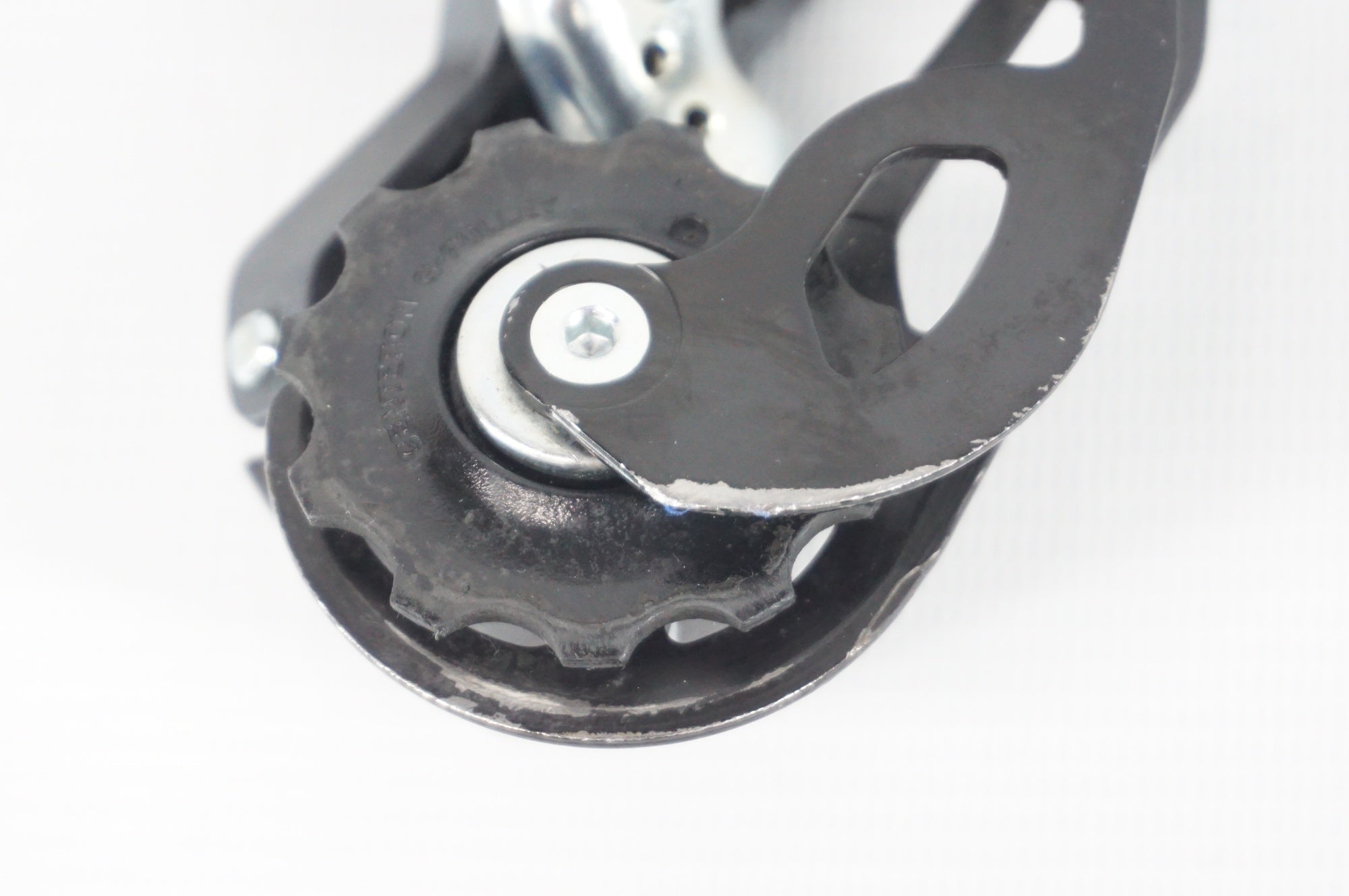 SHIMANO 「シマノ」 ALTUS RD-M2000 リアディレイラー / 阪急塚口店