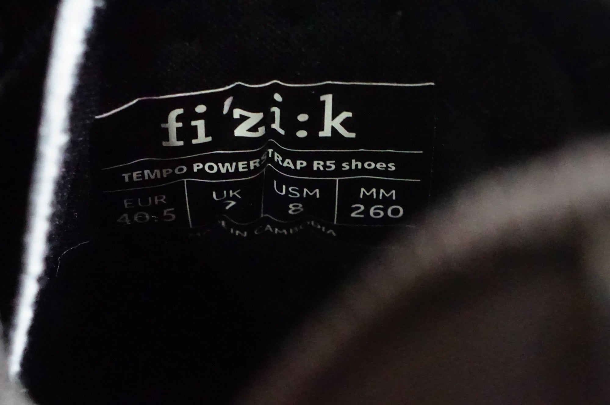 FIZIK 「フィジーク」 TEMPO R5 POWERSTRAP 40.5 シューズ / 熊谷本店
