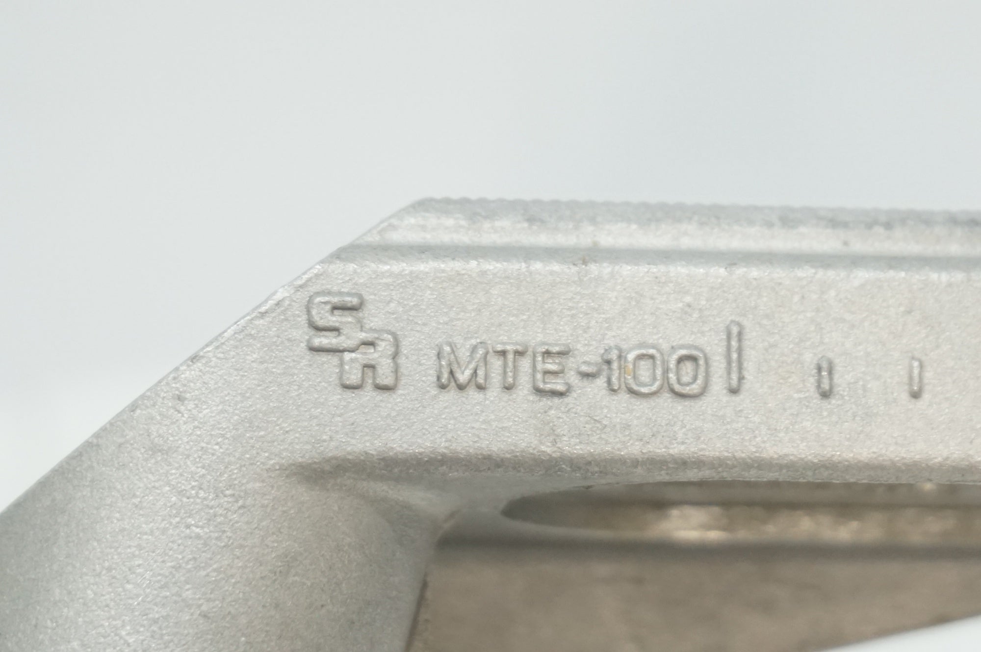 SAKAE 「サカエ」 MTE100 φ26.8 200mm シートポスト / 福岡店